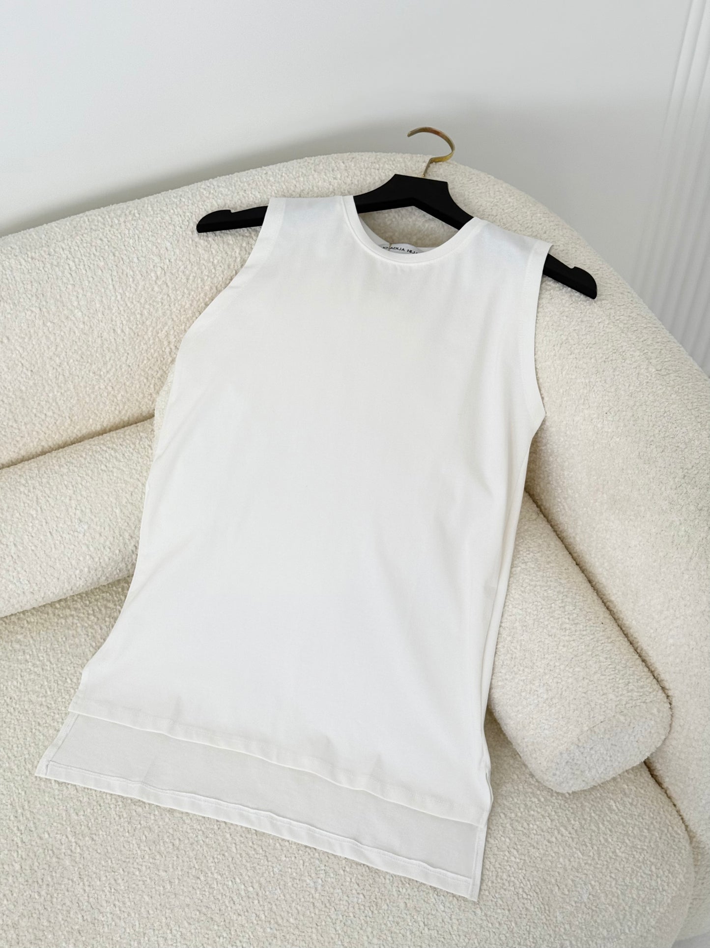 Basic T-shirt Cut In White