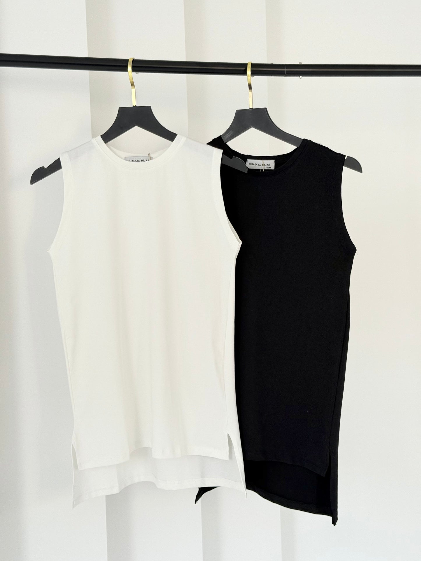 Basic T-shirt Cut In Black