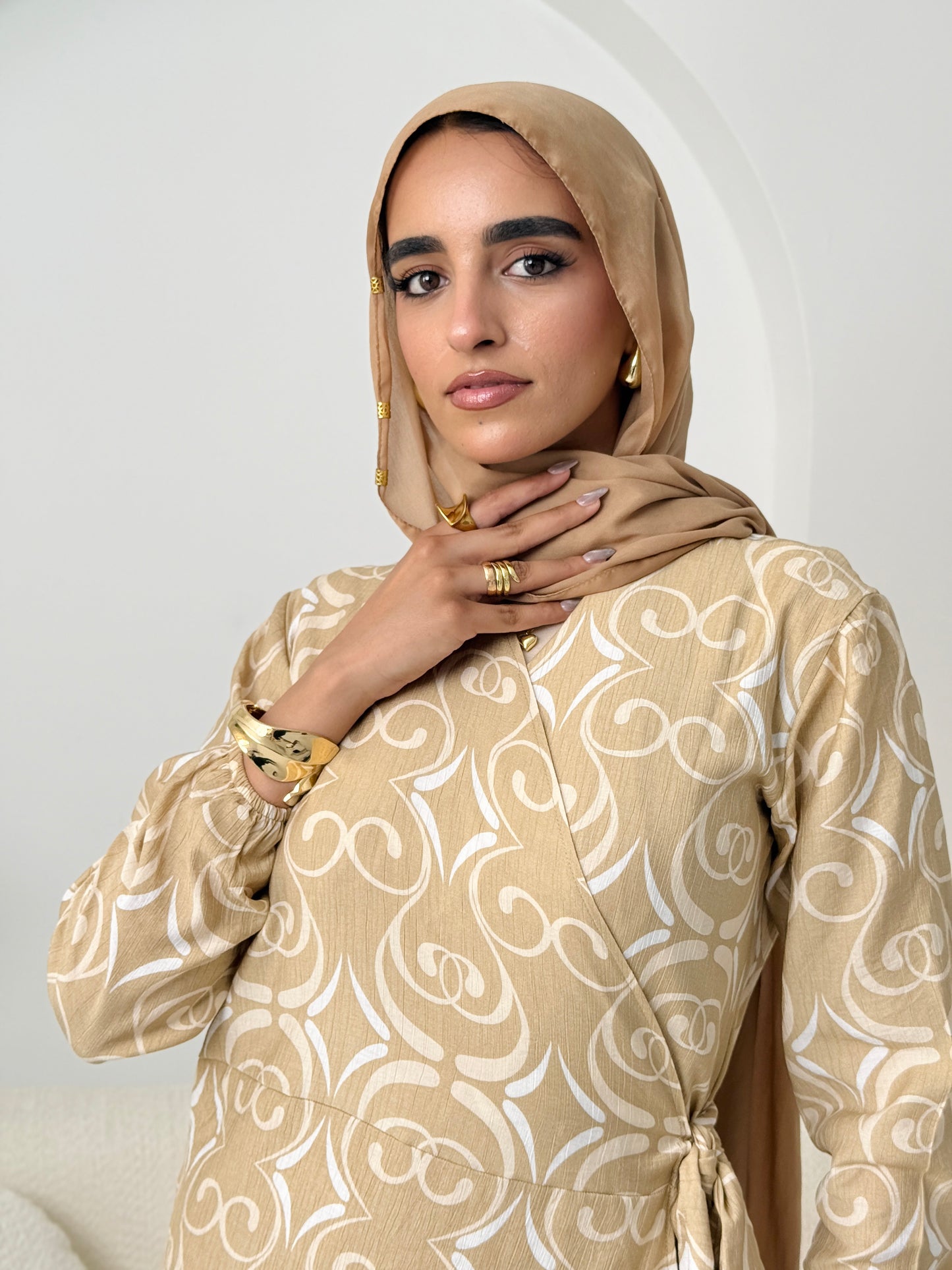 Candy Kayan Dress In Beige