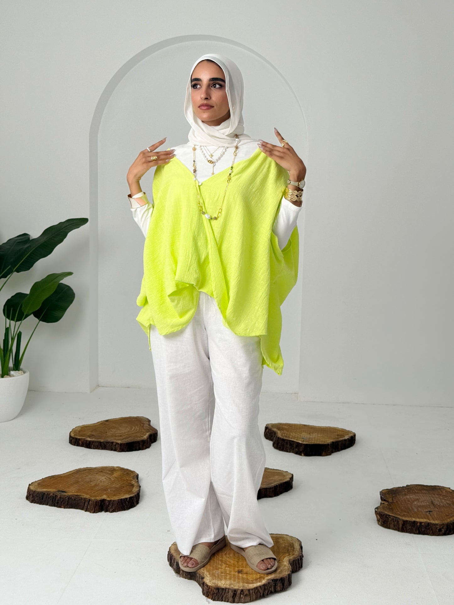 Qurwazih Top In Neon