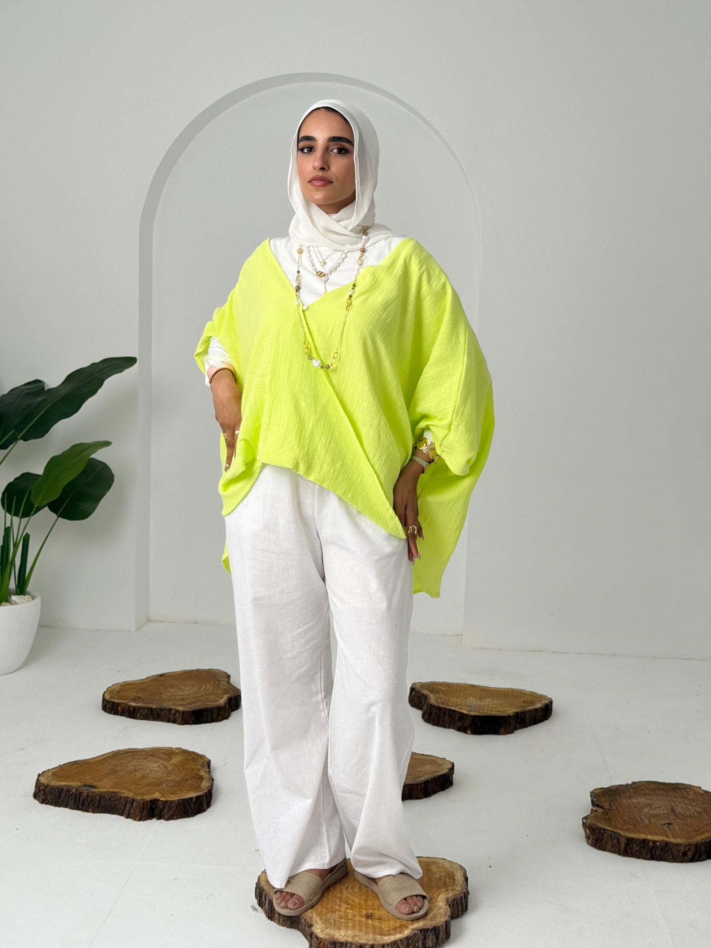 Qurwazih Top In Neon
