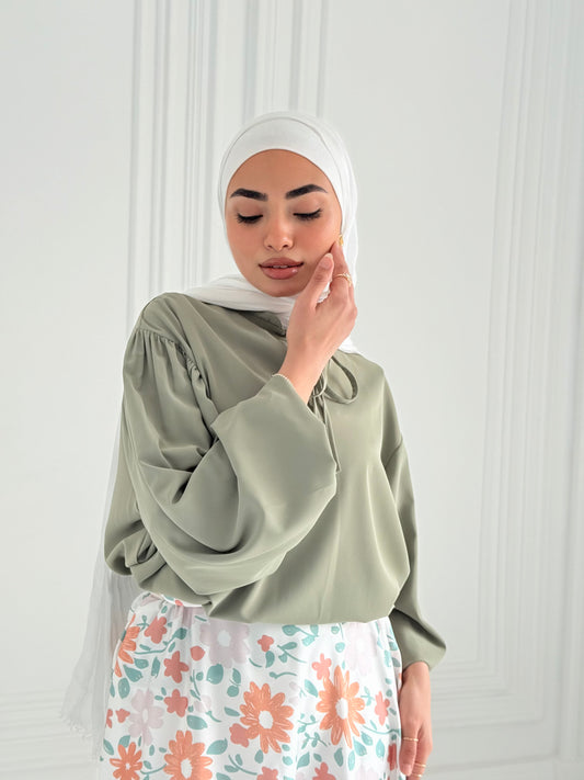 Geska Blouse In Olive