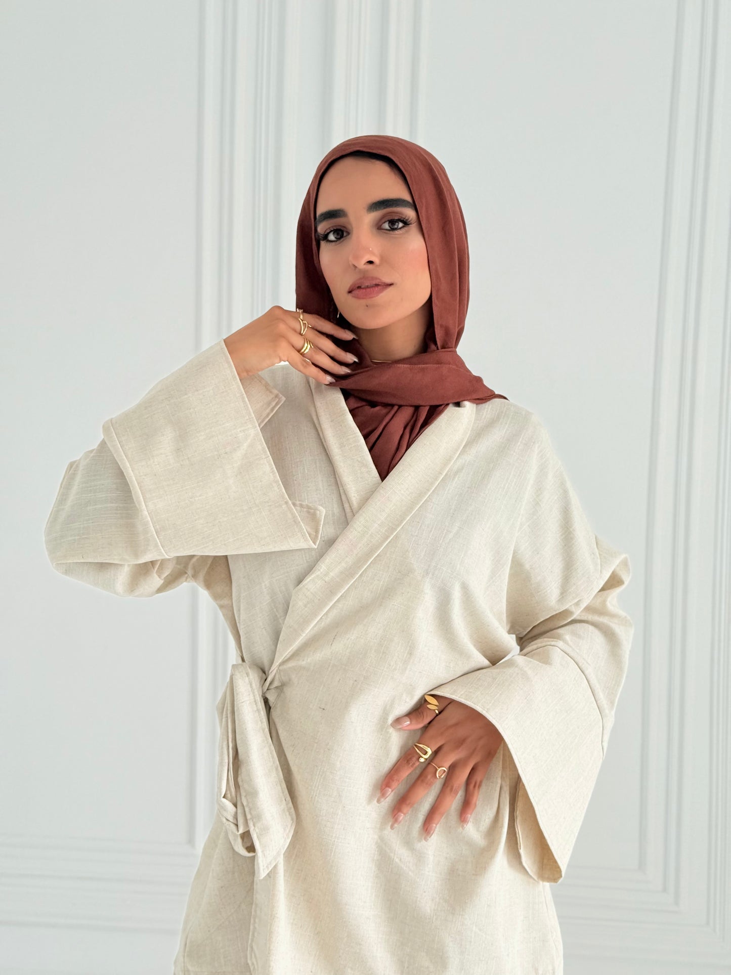 Hugo Linen Wrapped Set In Beige