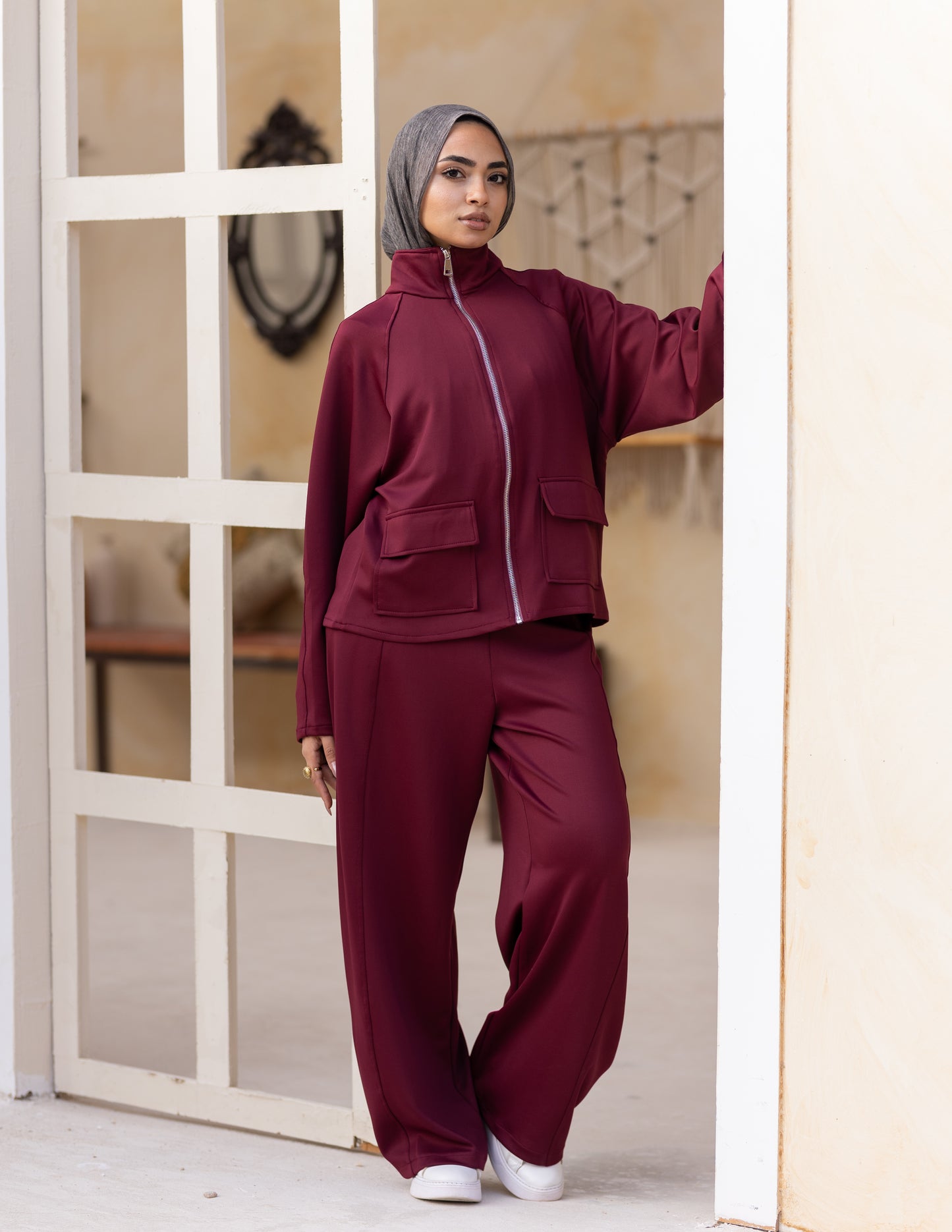 Essence Set — Burgundy