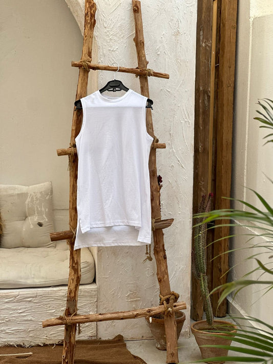 Basic T-shirt Cut In White