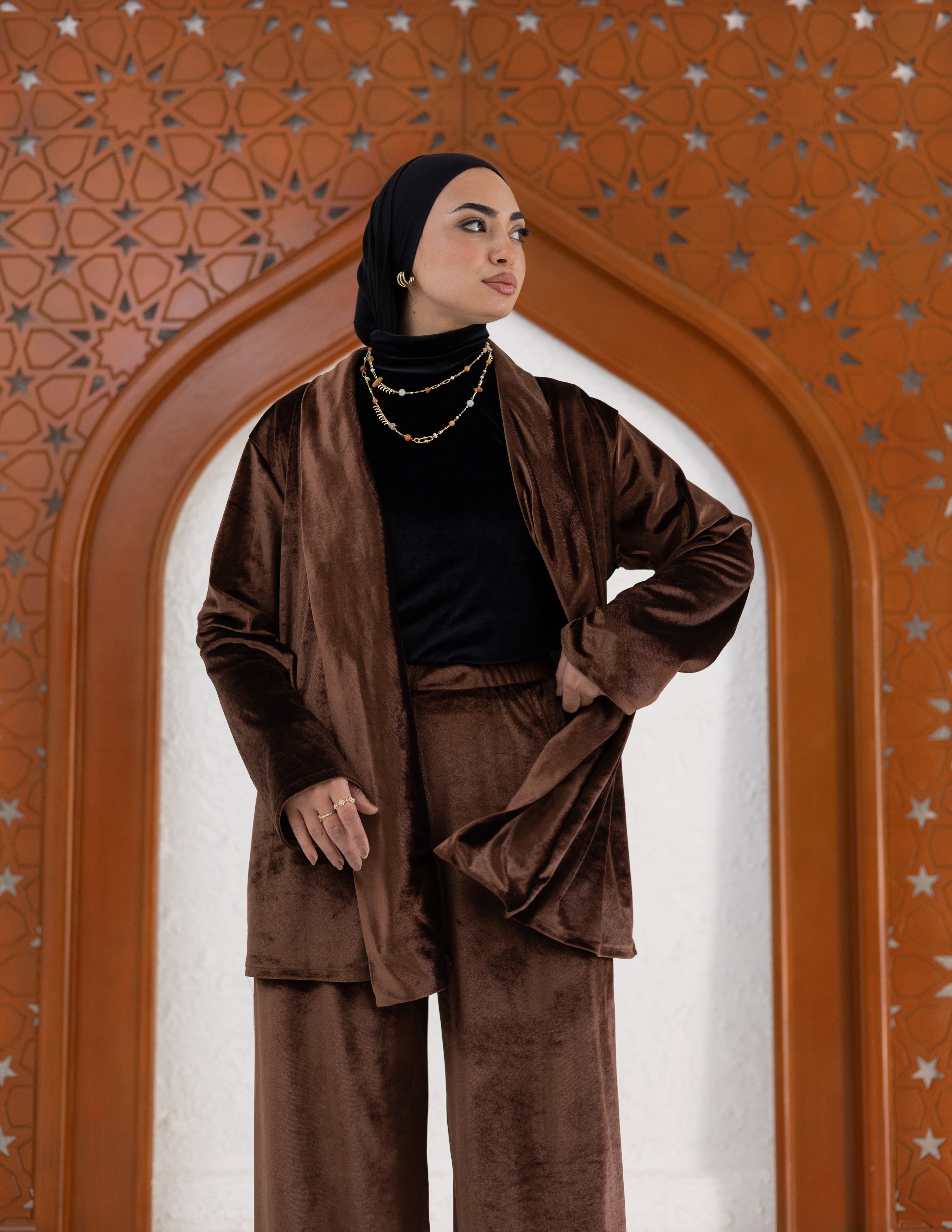 Layali Set - in Brown