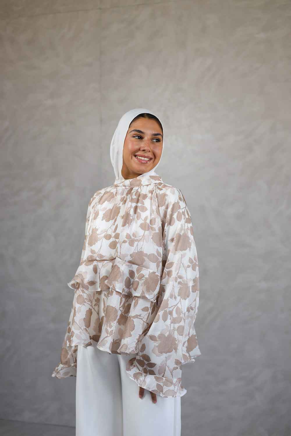 Pansy Blouse_ Beige