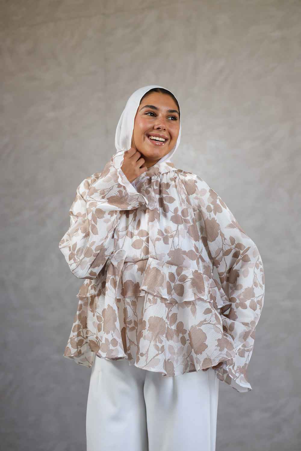 Pansy Blouse_ Beige