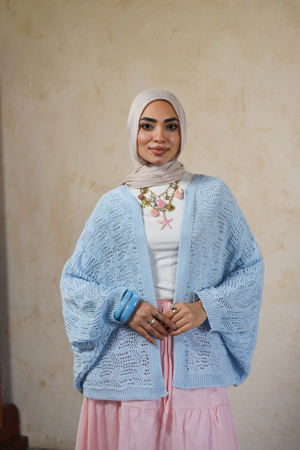 Daisy cardigan — baby blue