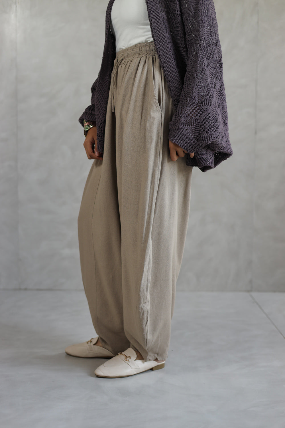 Linen balloon fit — cafe