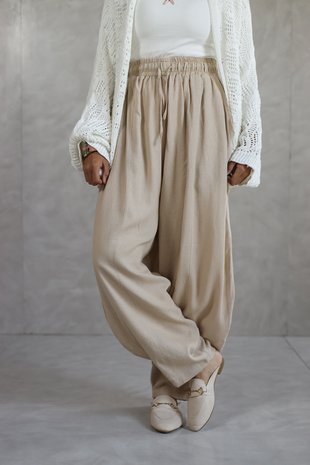 Linen Balloon Fit — Beige