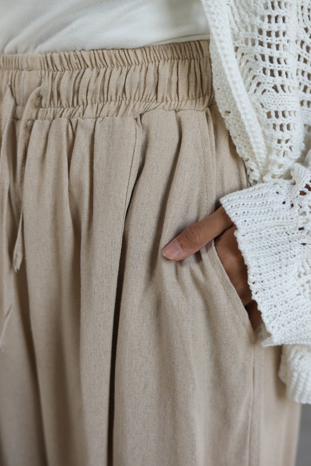 Linen Balloon Fit — Beige