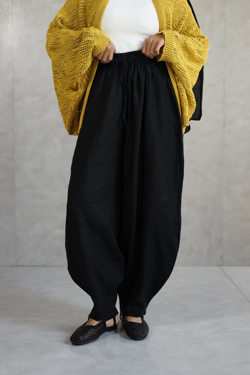 Linen Balloon Fit — Black