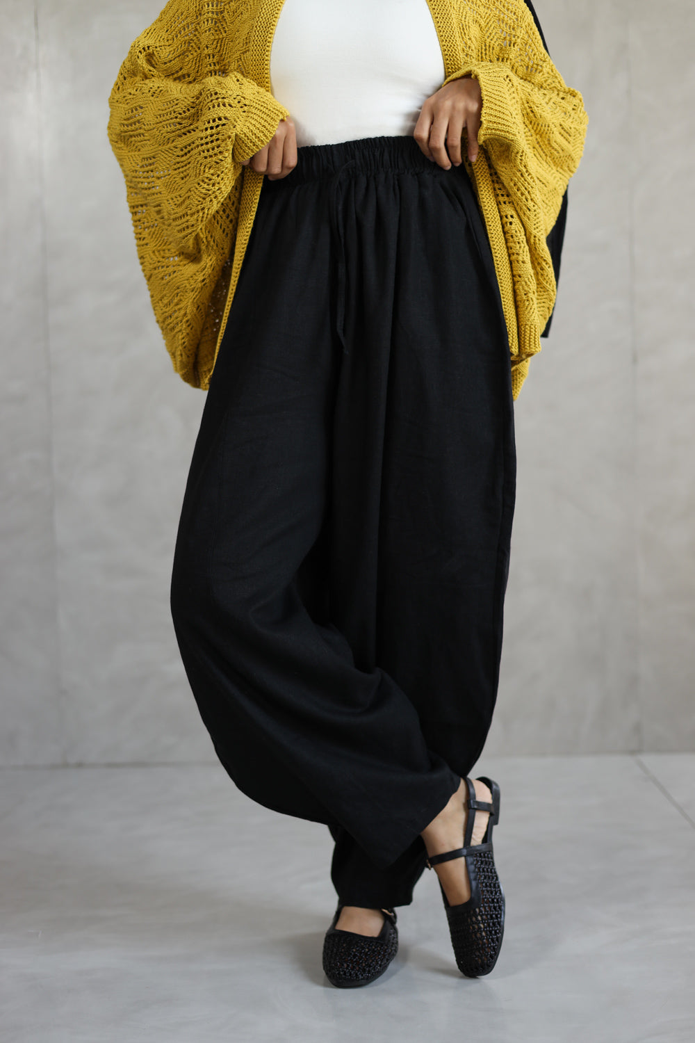 Linen Balloon Fit — Black