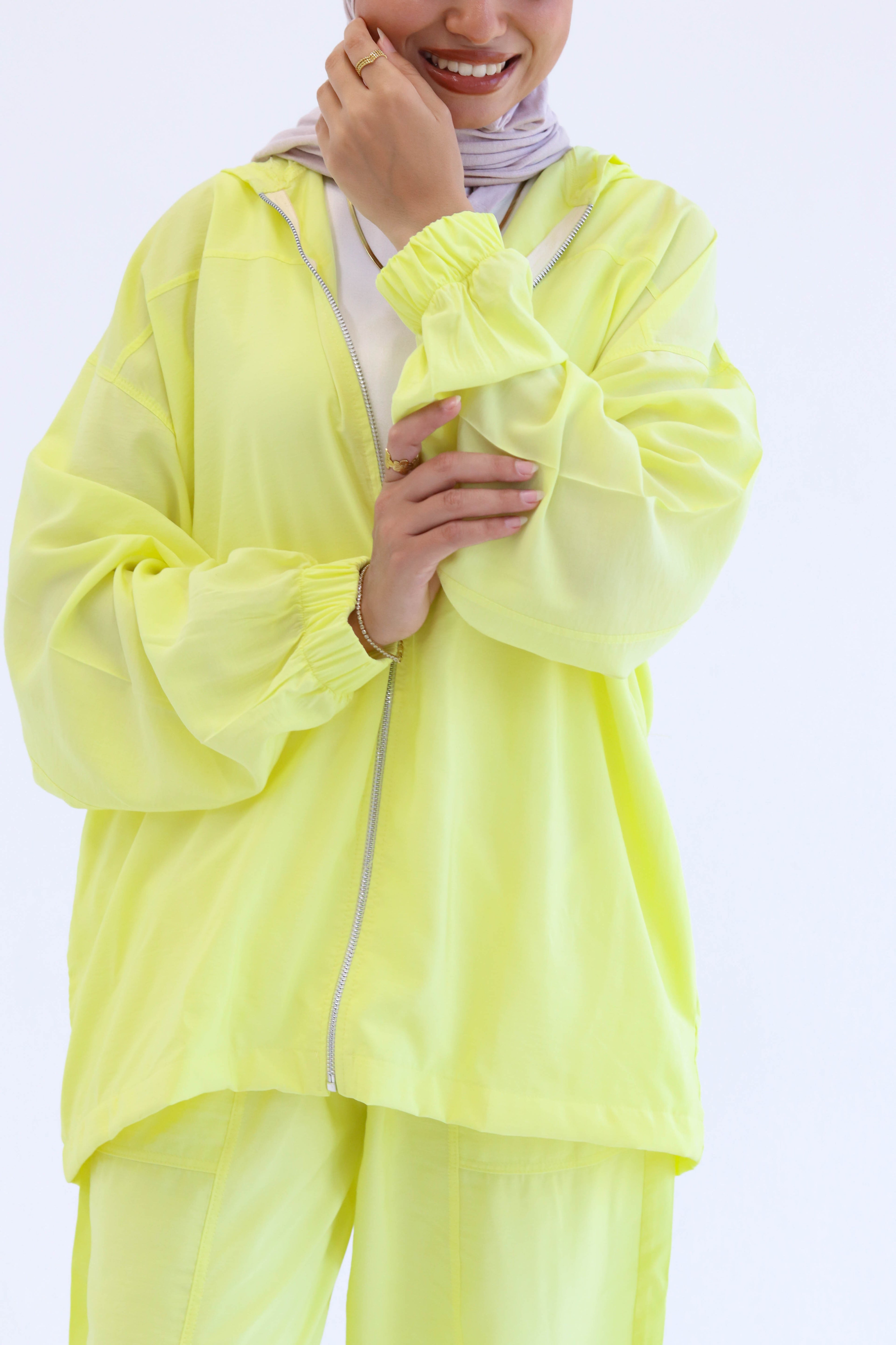 Relaxed Set in Yellow