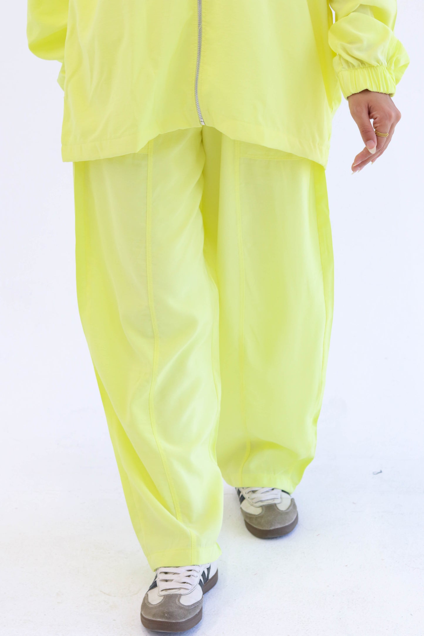 Relaxed Set in Yellow