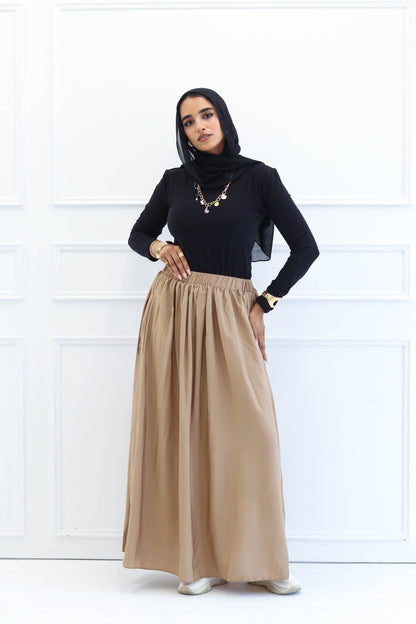 Pleated skirt in Cafe