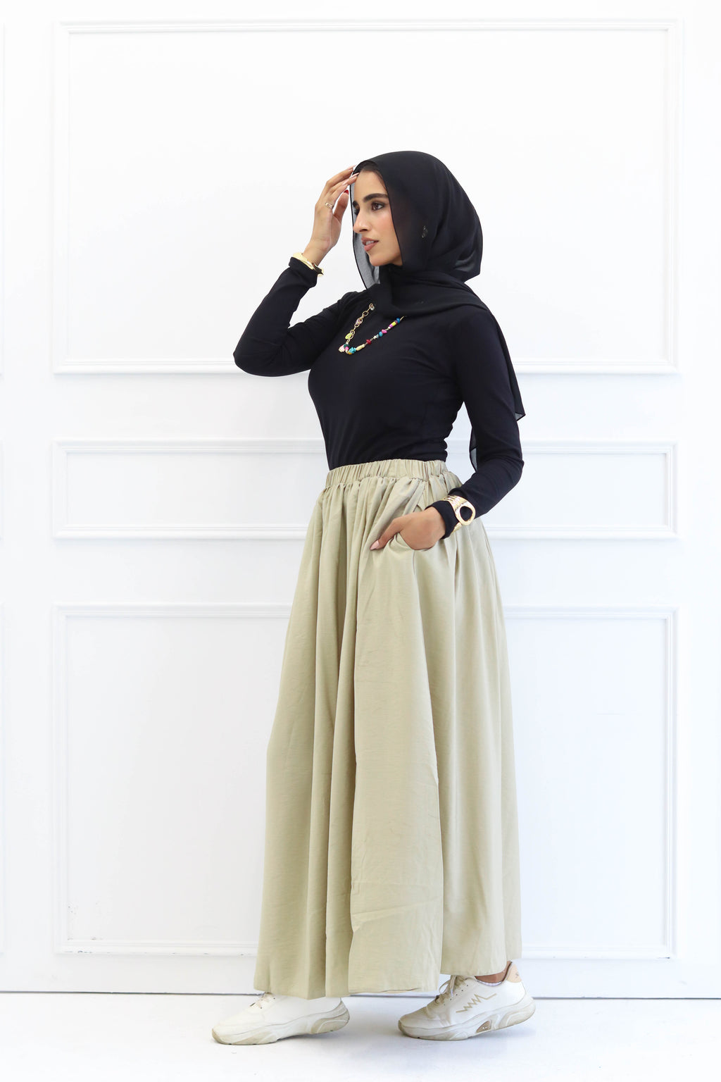 Pleated skirt in Olive