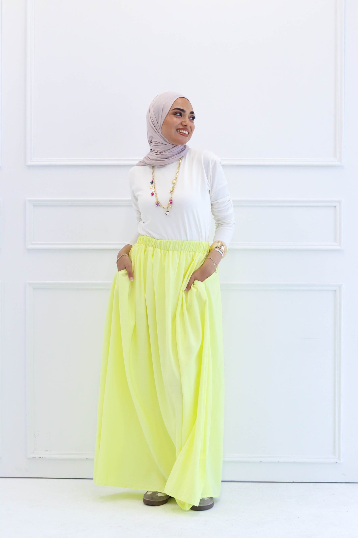 Pleated skirt in Yellow