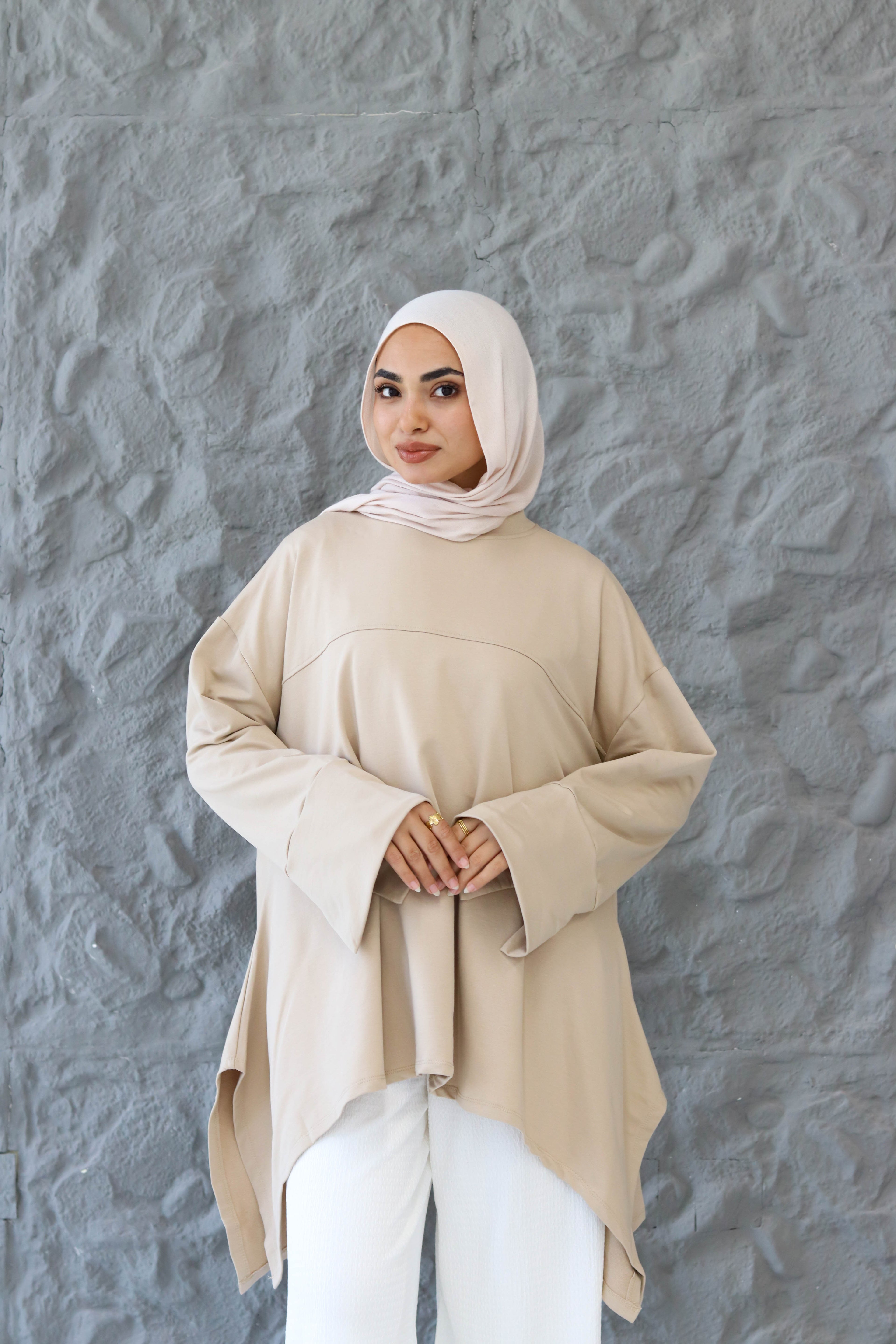 High low cotton top in Beige