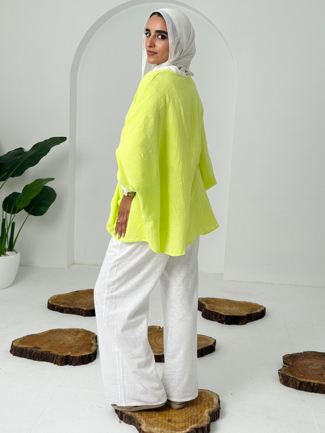 Qurwazih Top In Neon