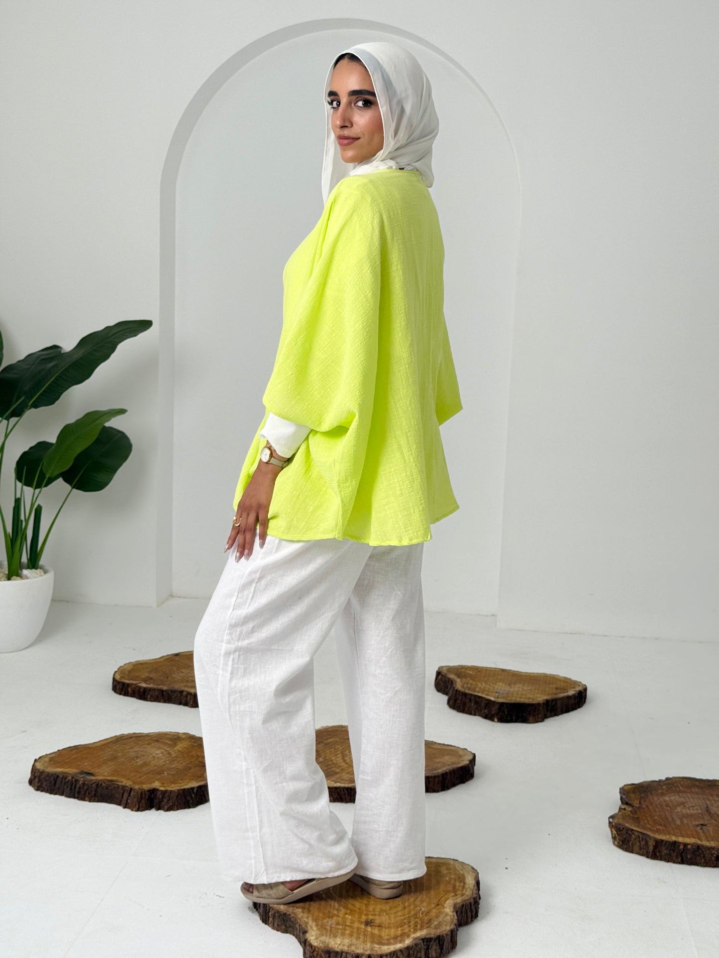 Qurwazih Top In Neon