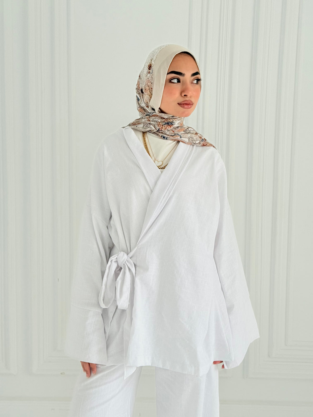 Hugo linen wrapped set in white