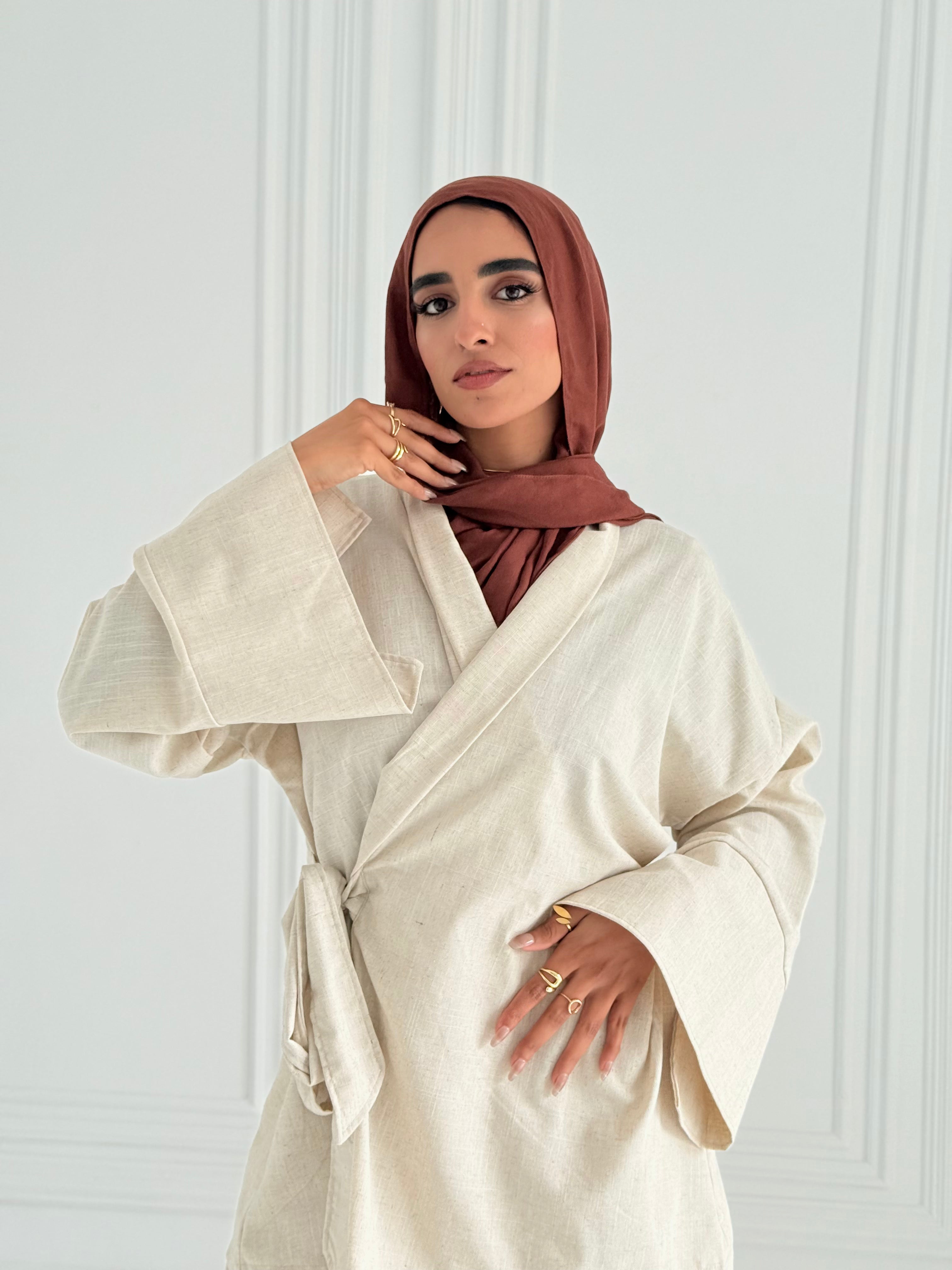 Hugo Linen Wrapped Set In Beige