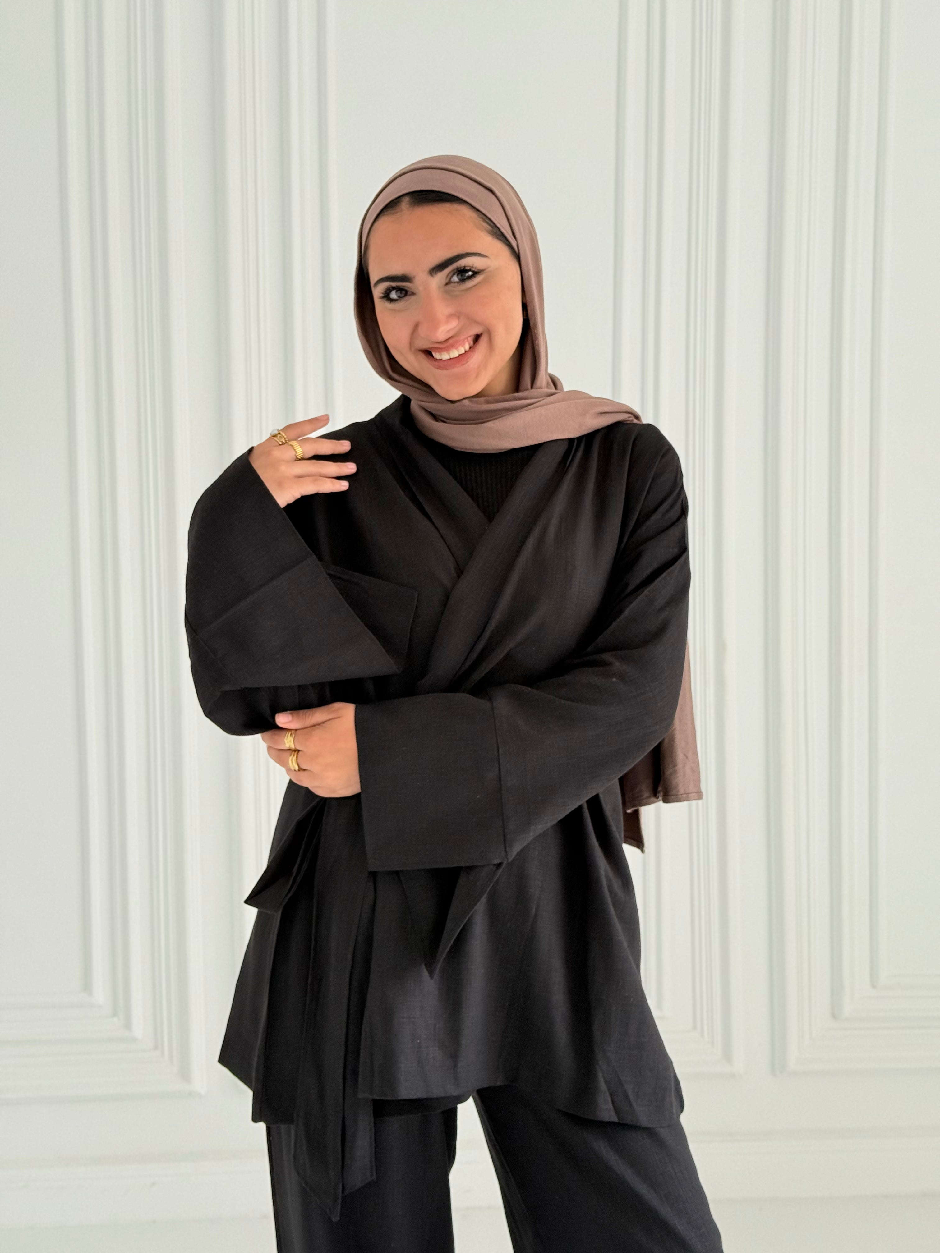 Hugo Linen Wrapped Set In Black