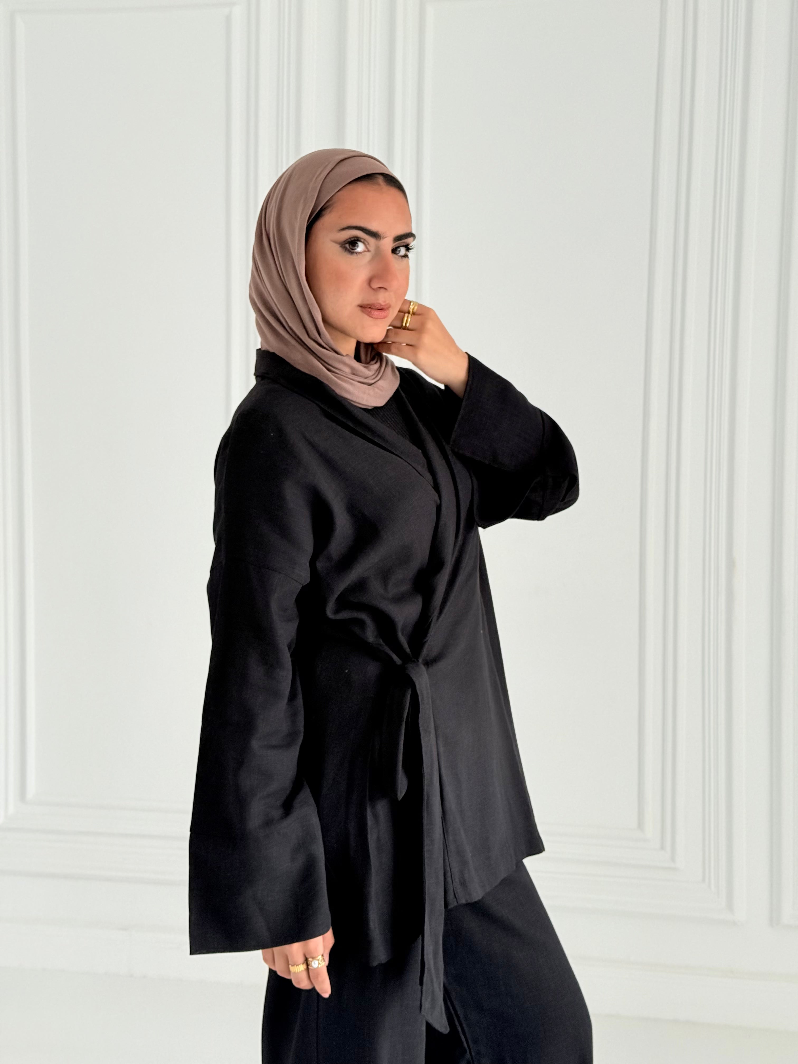 Hugo Linen Wrapped Set In Black