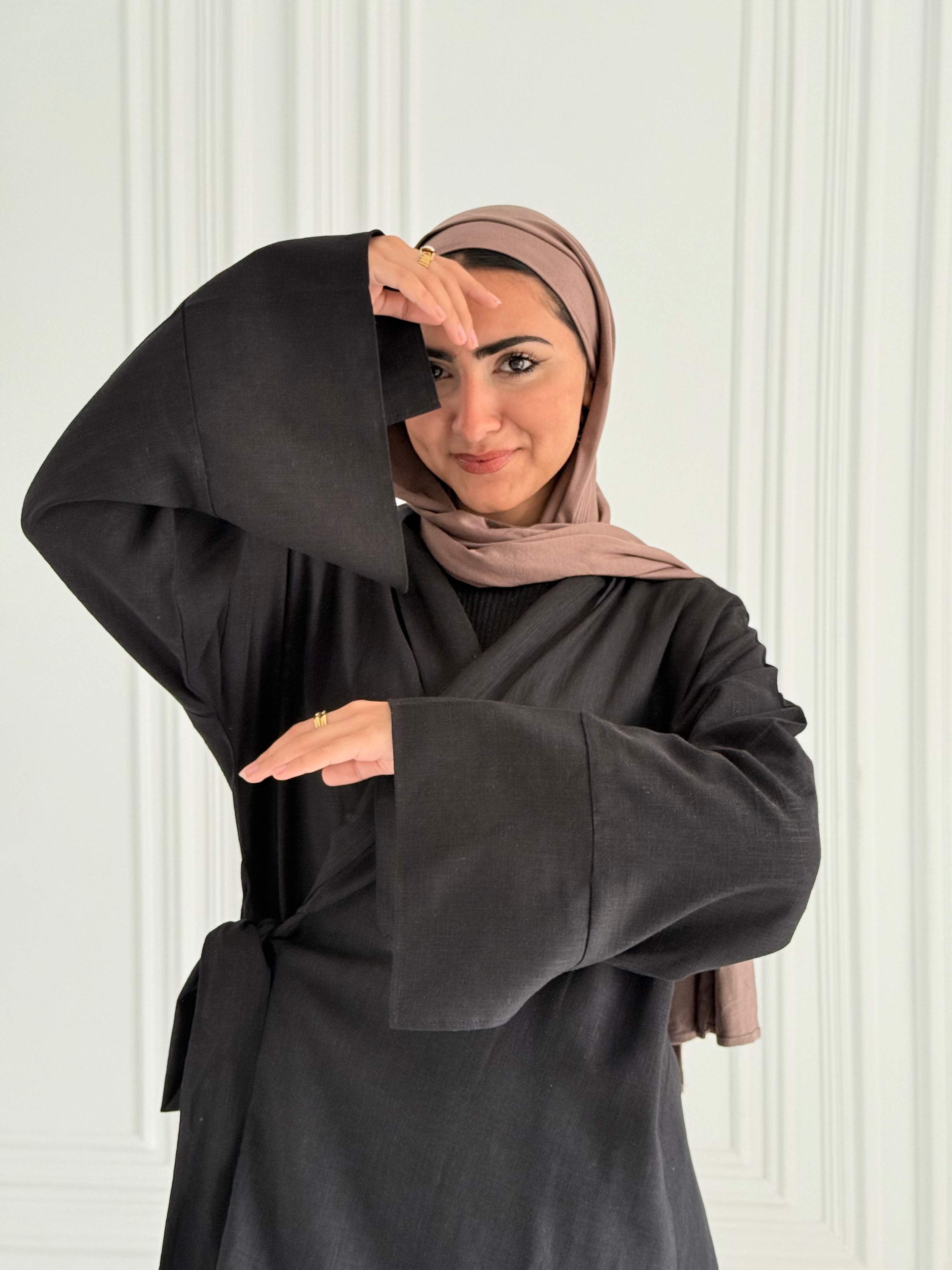 Hugo Linen Wrapped Set In Black