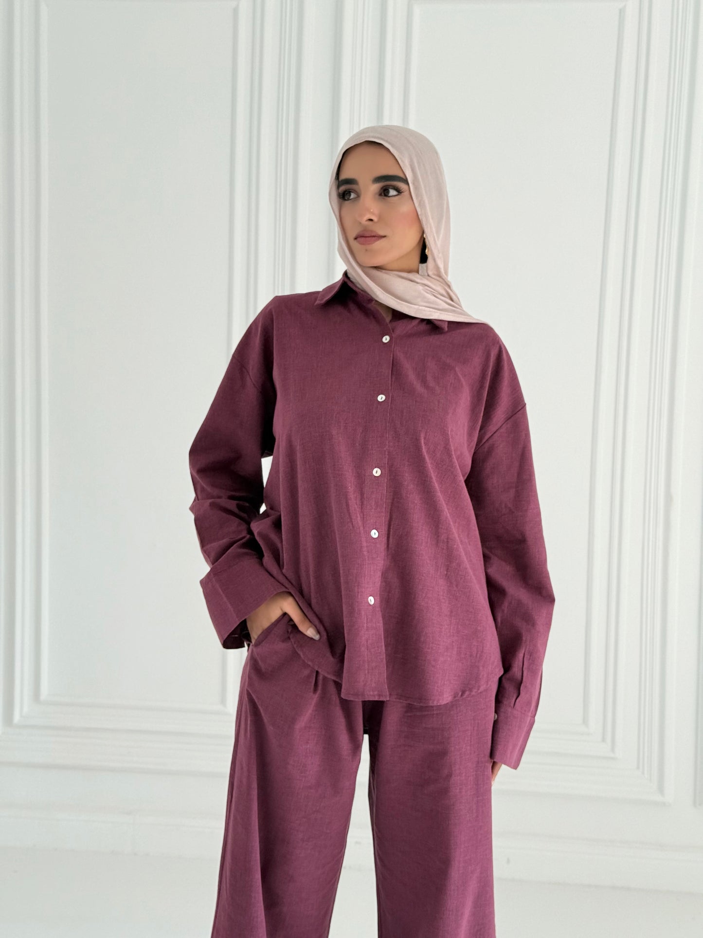 Fancy linen Set In Maroon