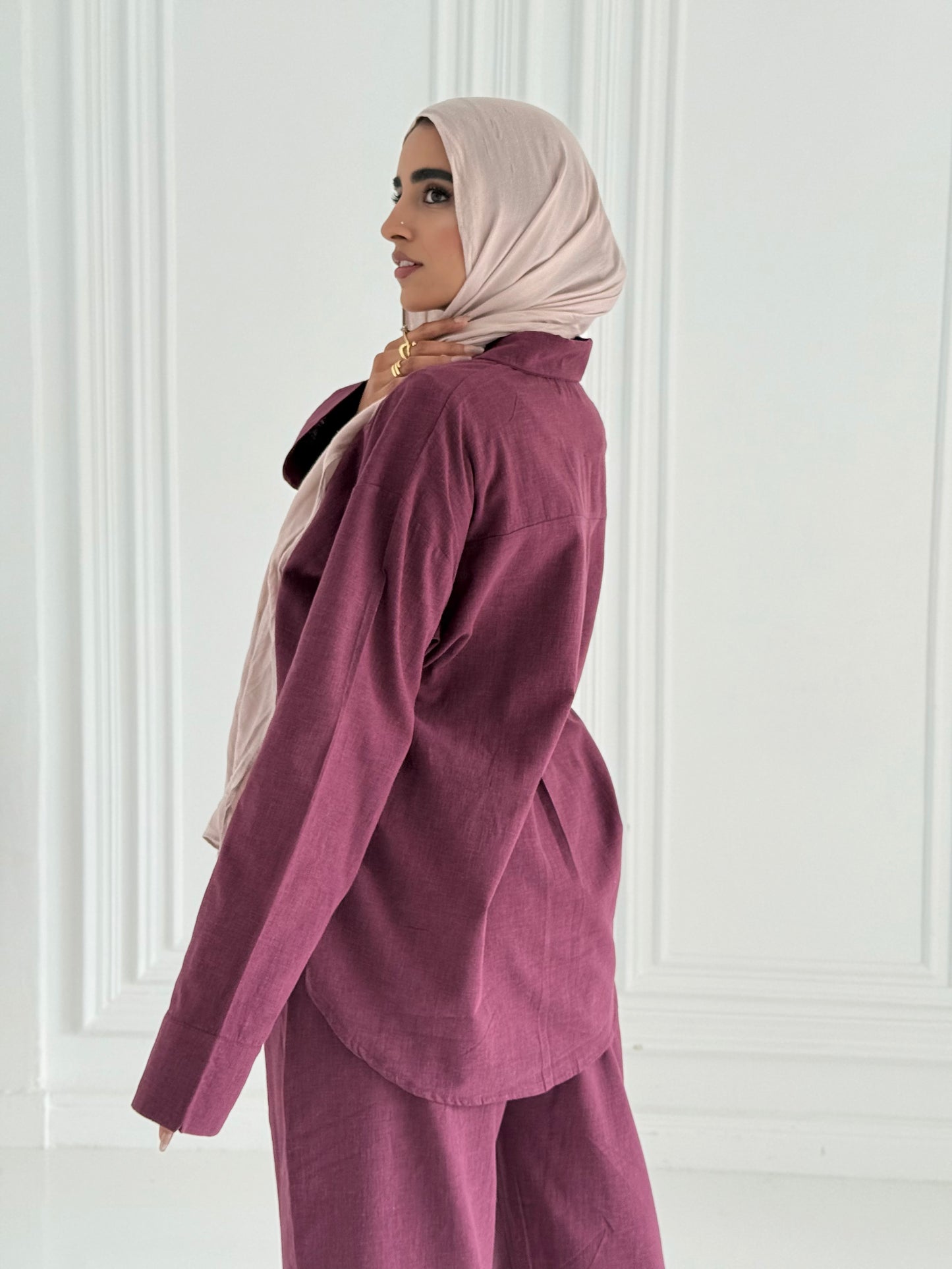 Fancy linen Set In Maroon