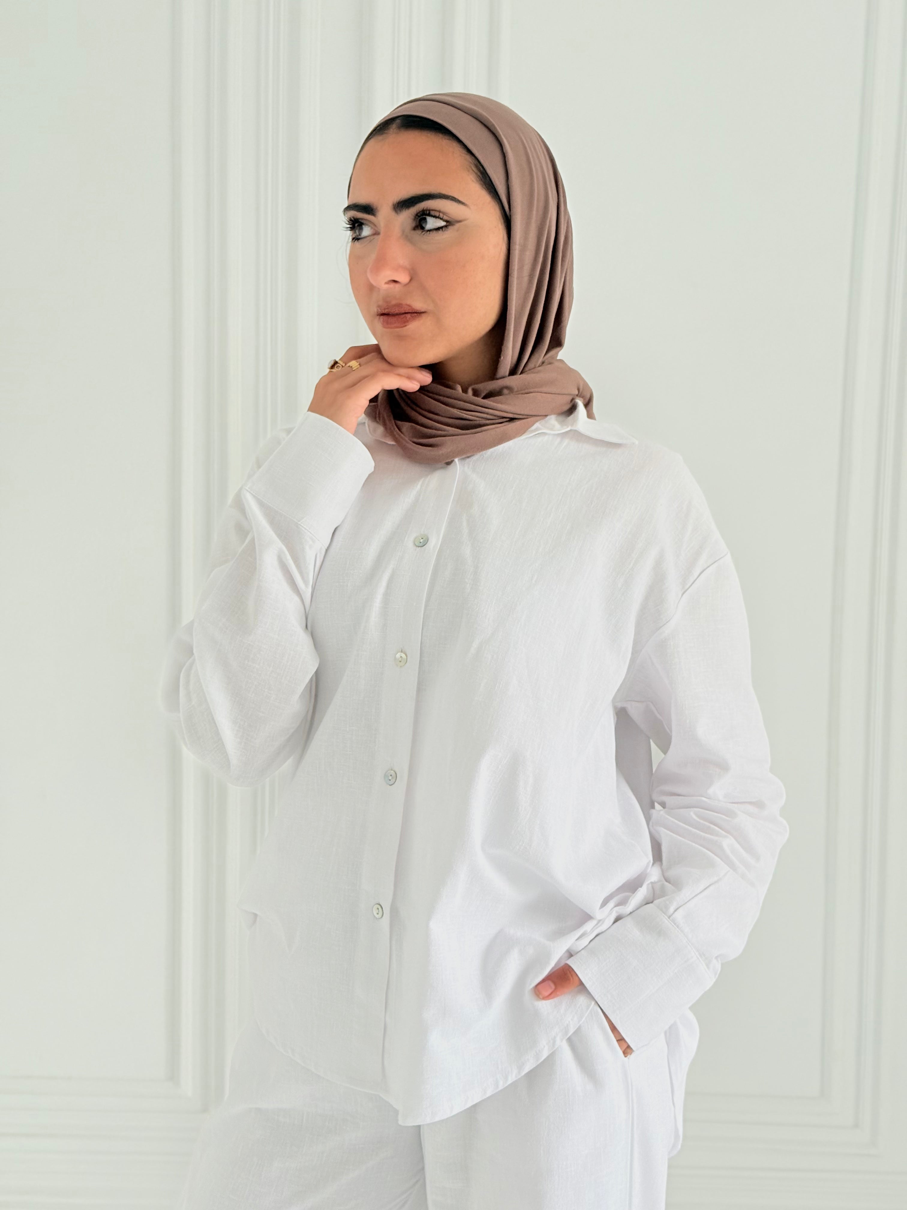 Fancy linen Set In White