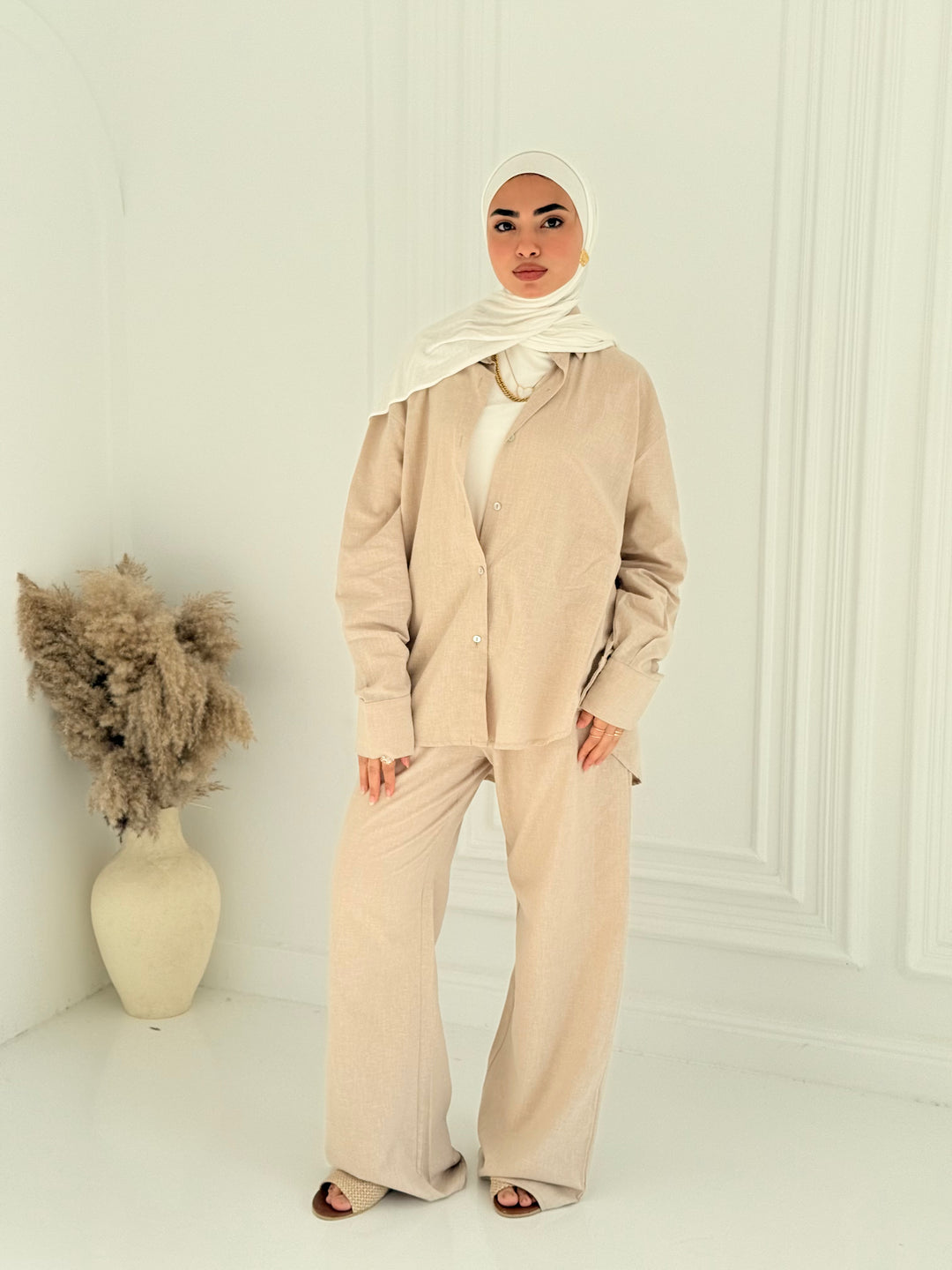 Fancy linen Set In Beige