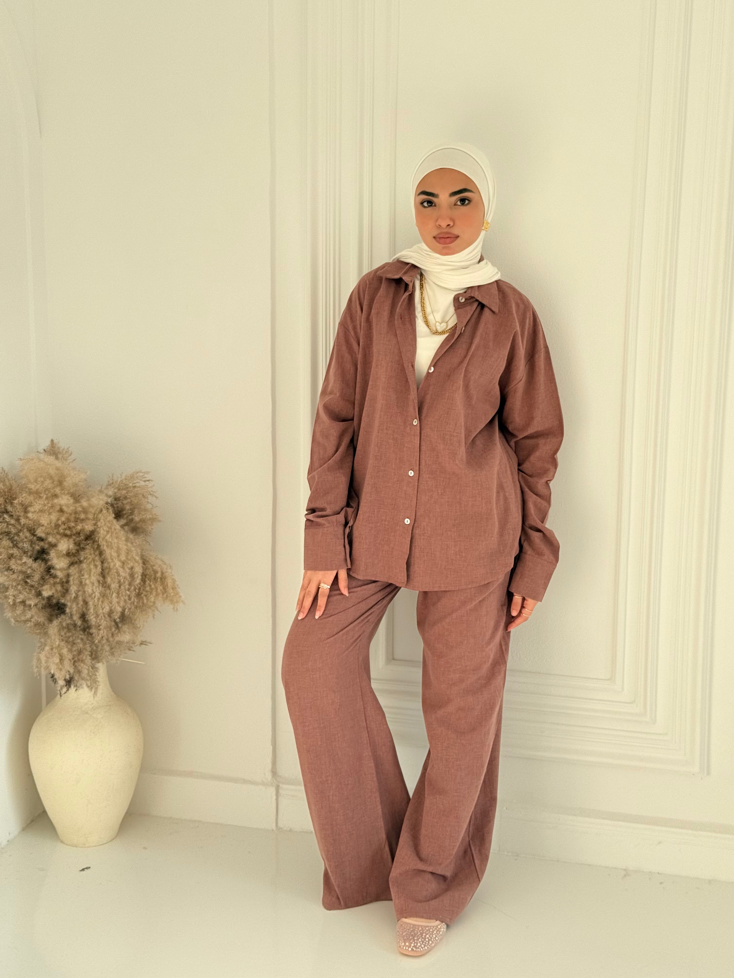 Fancy linen Set In brick