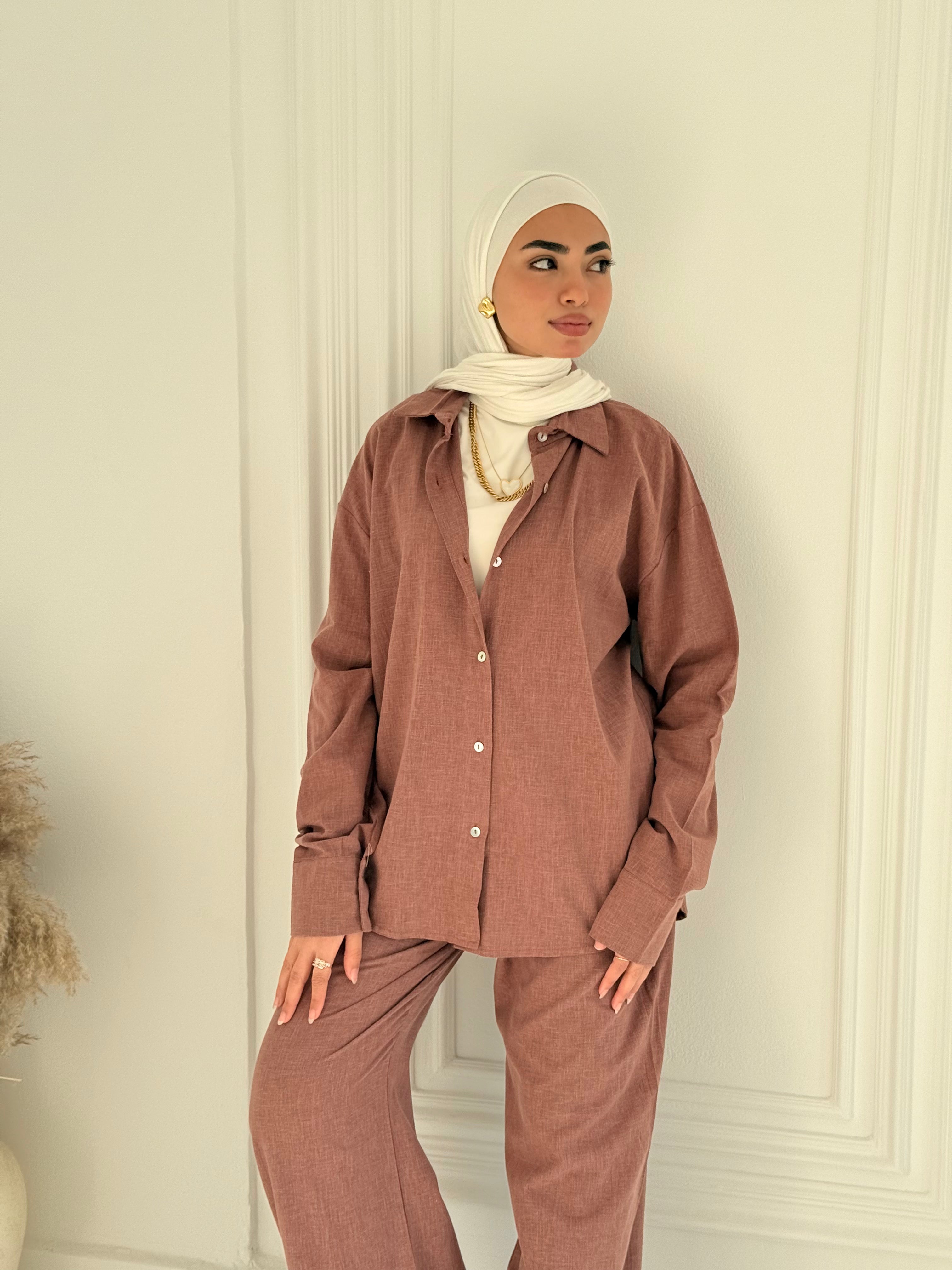 Fancy linen Set In brick