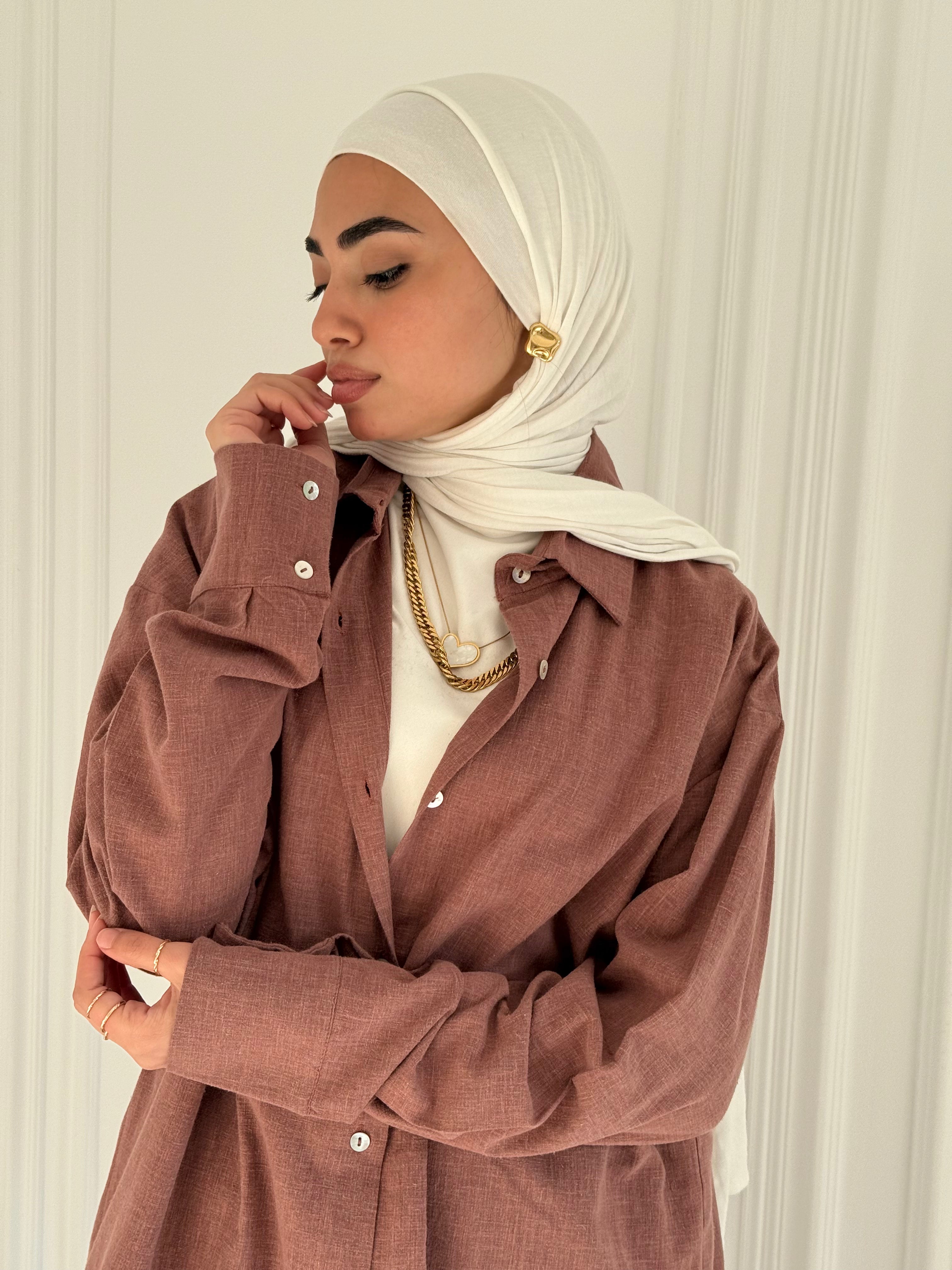 Fancy linen Set In brick