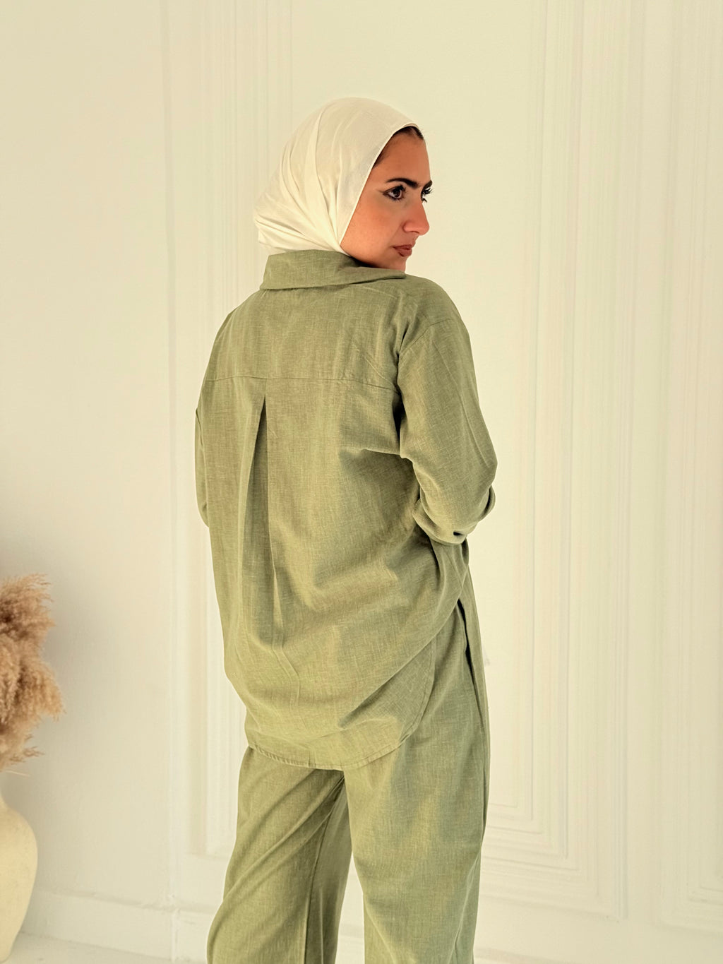 Fancy linen Set In Olive