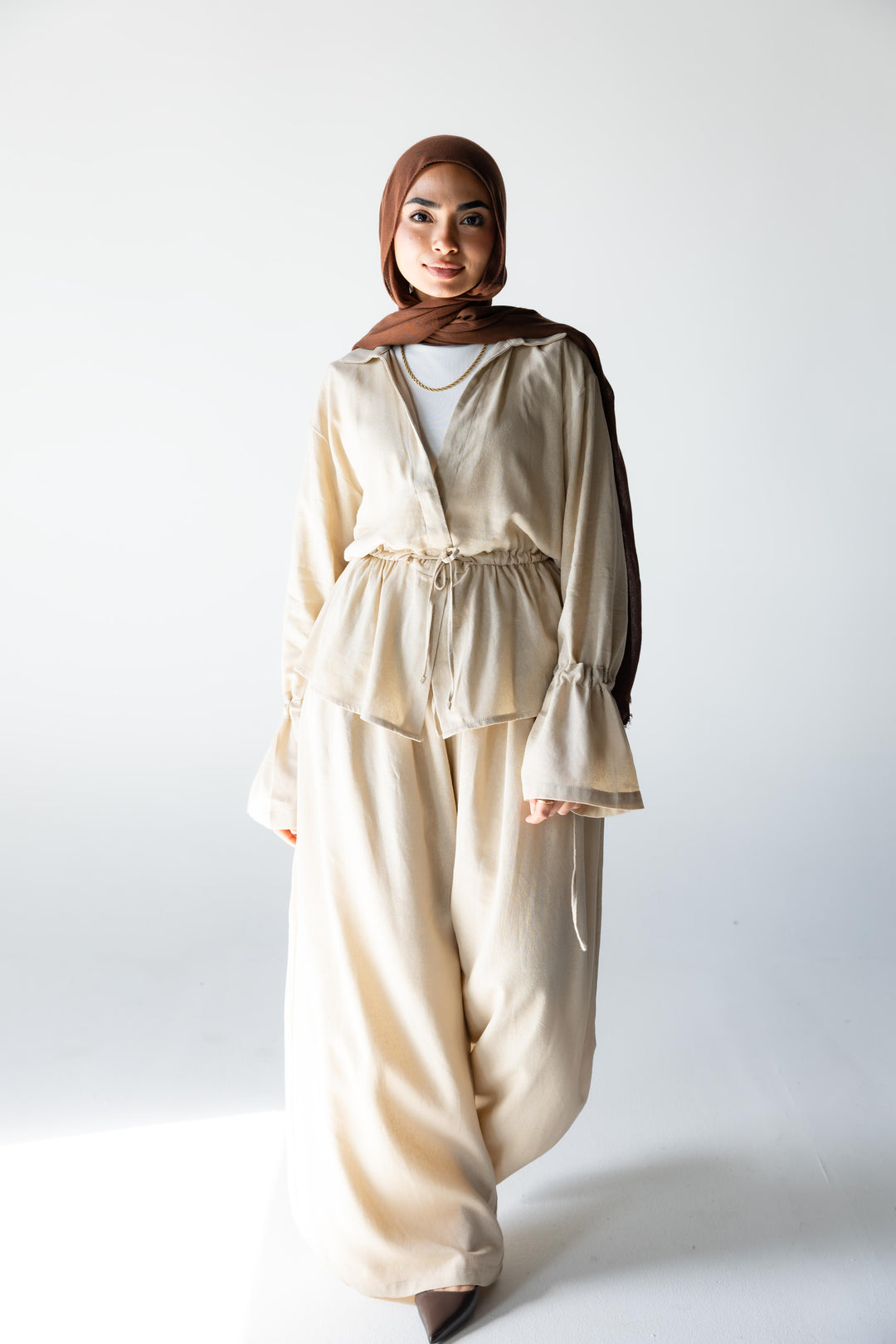 Tie-Up Set — Beige