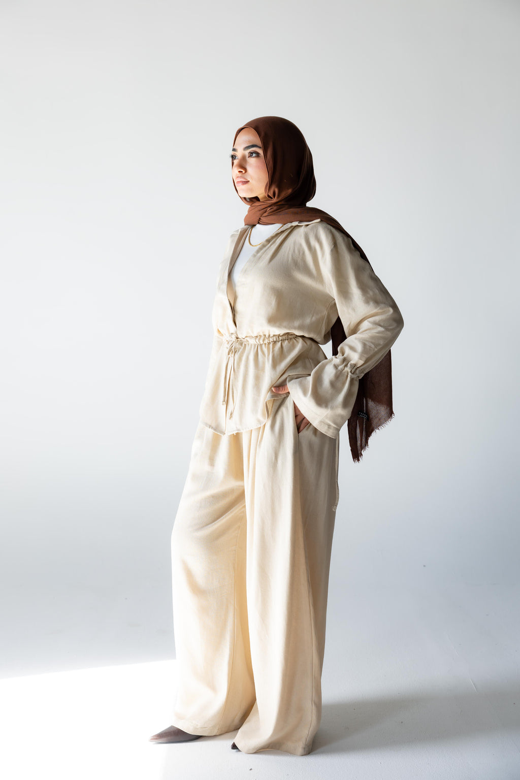 Tie-Up Set — Beige