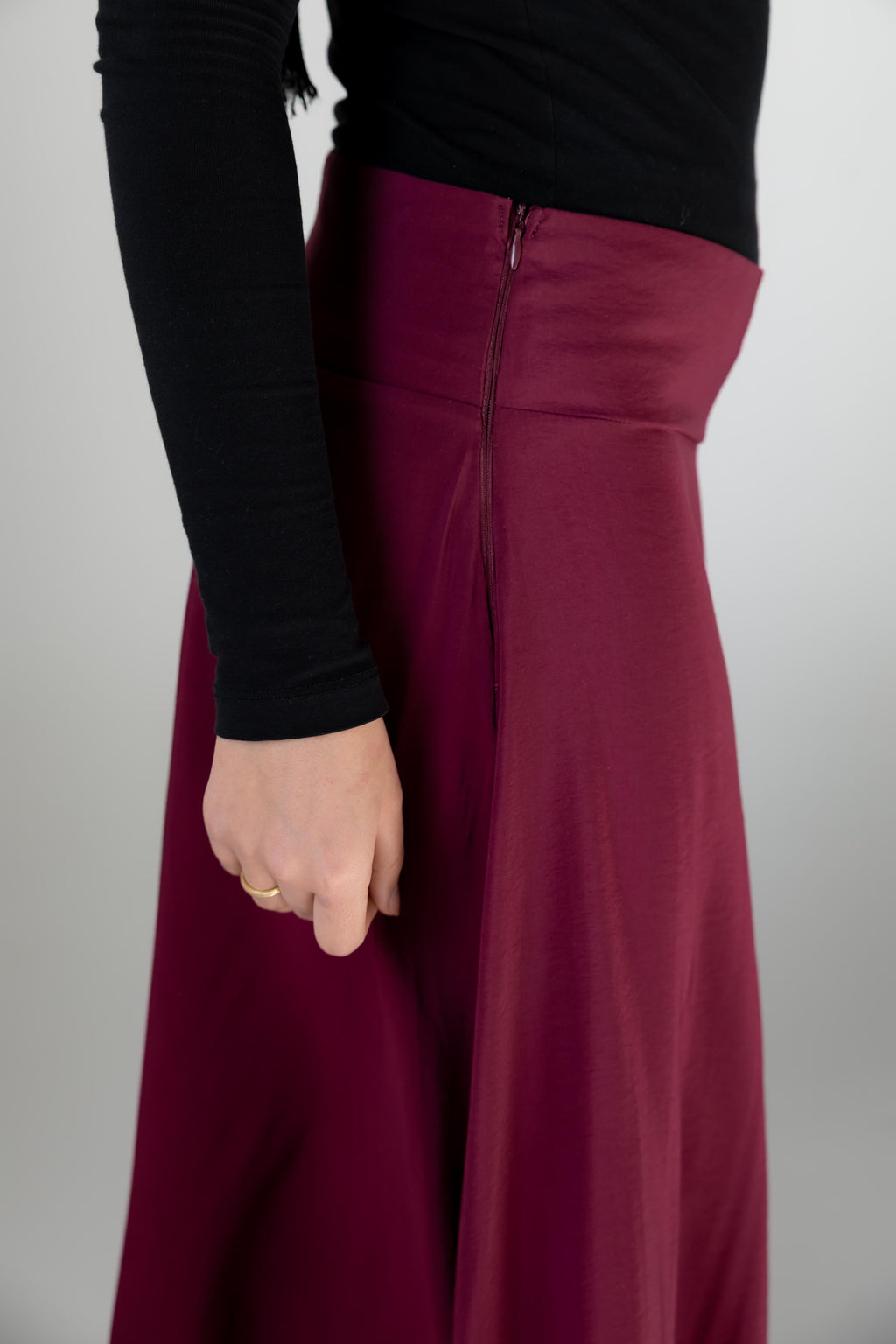 Petal Flow Skirt — Burgundy