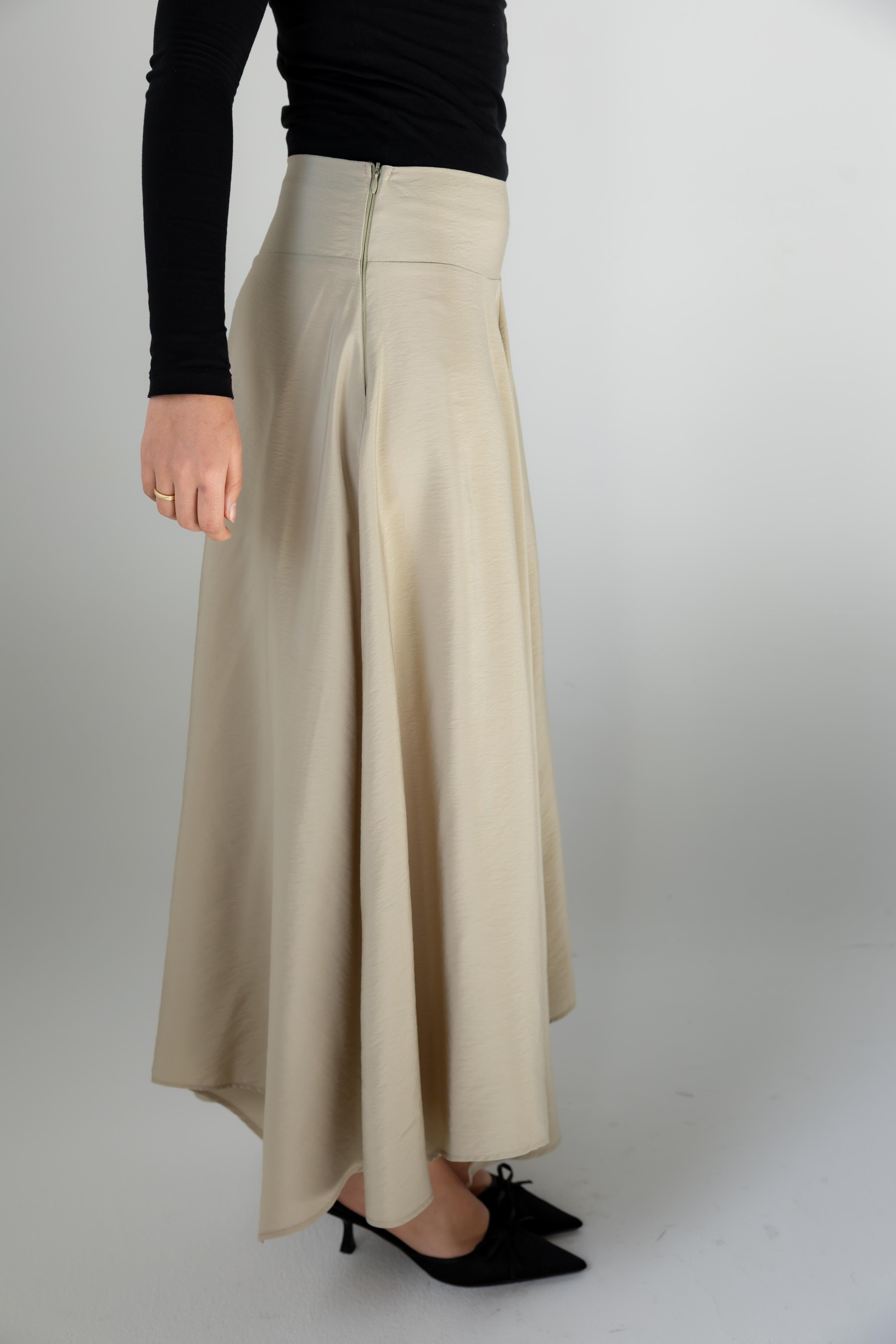 Petal Flow Skirt — Greige