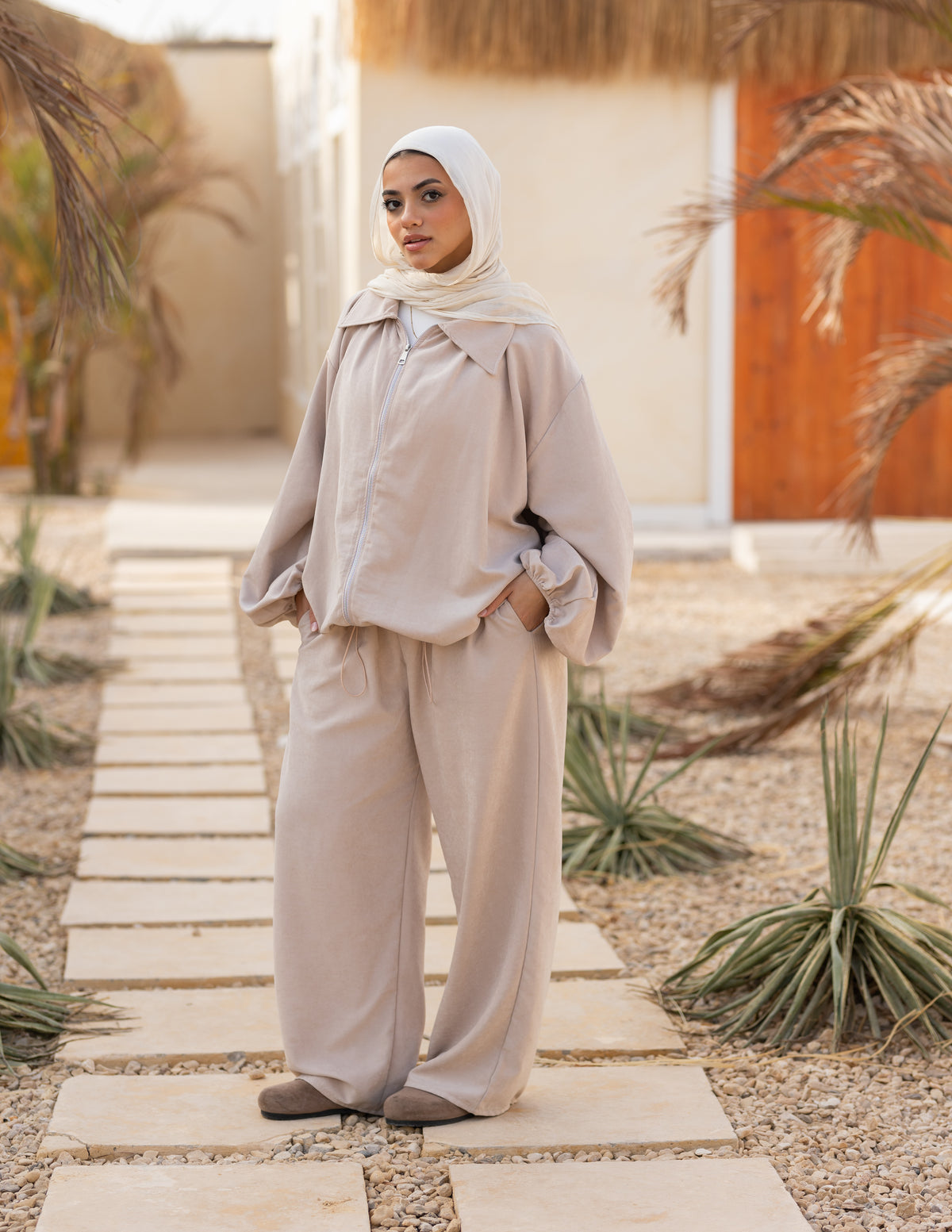 Flowy bomber set — beige