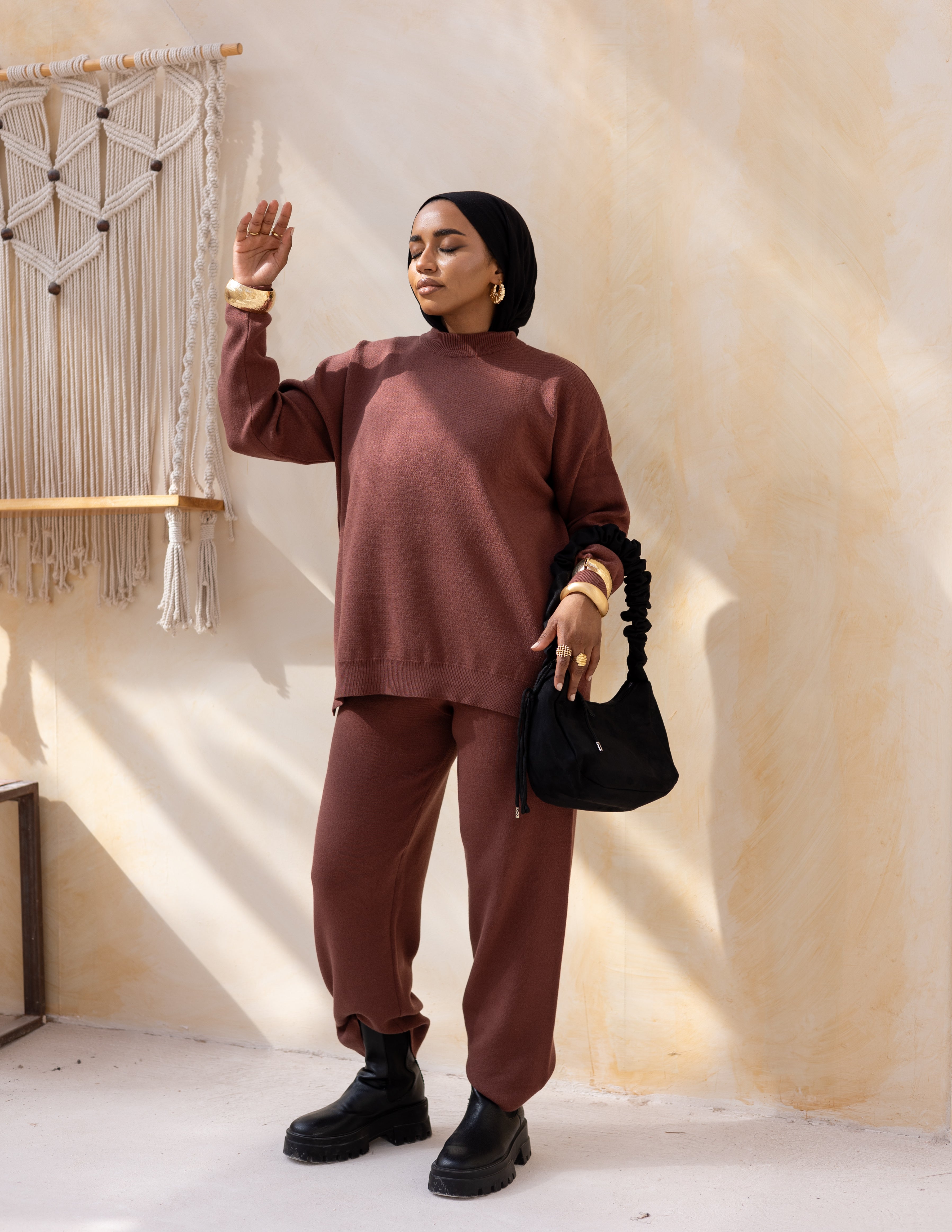 The Knyt. Set — Brown