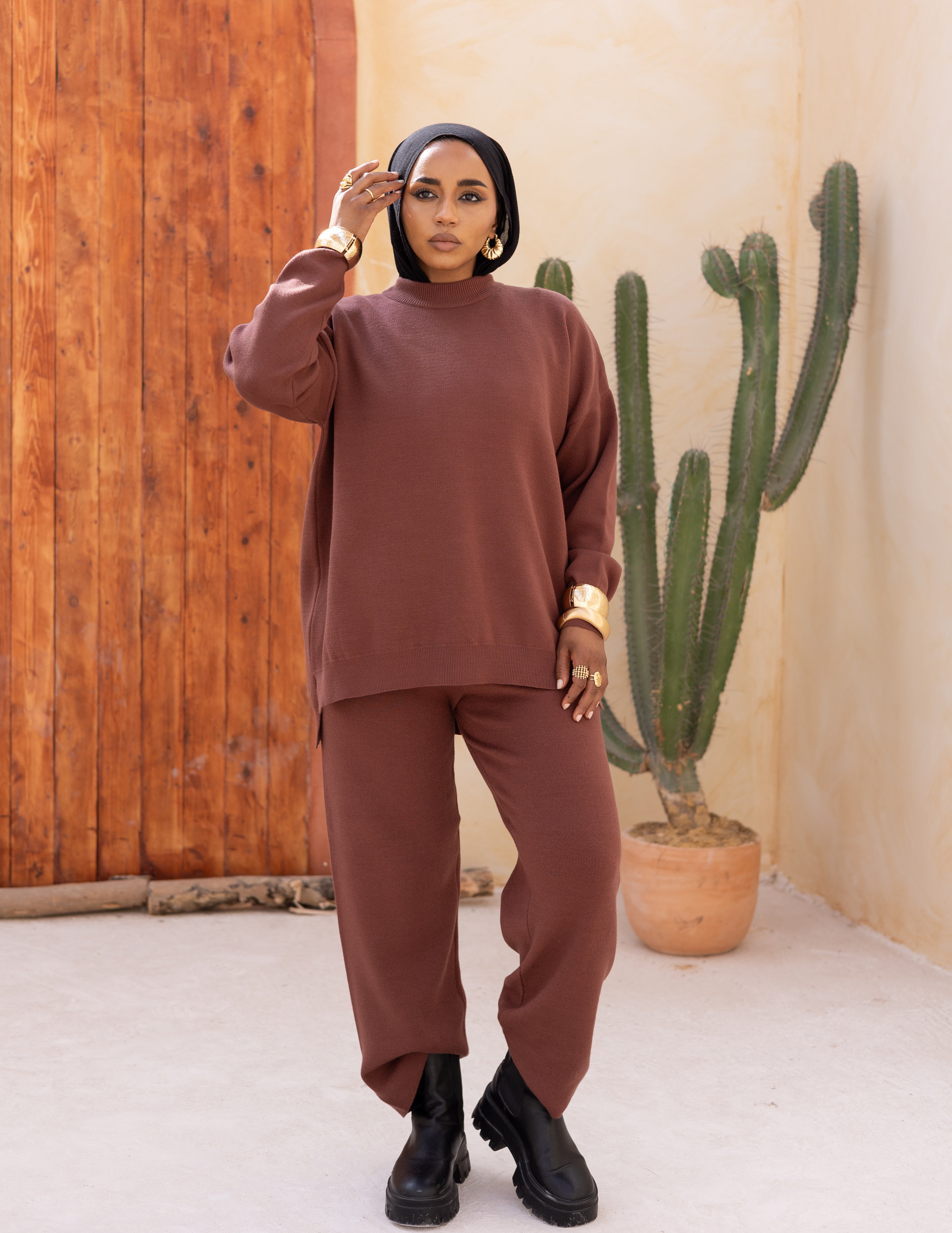 The Knyt. Set — Brown