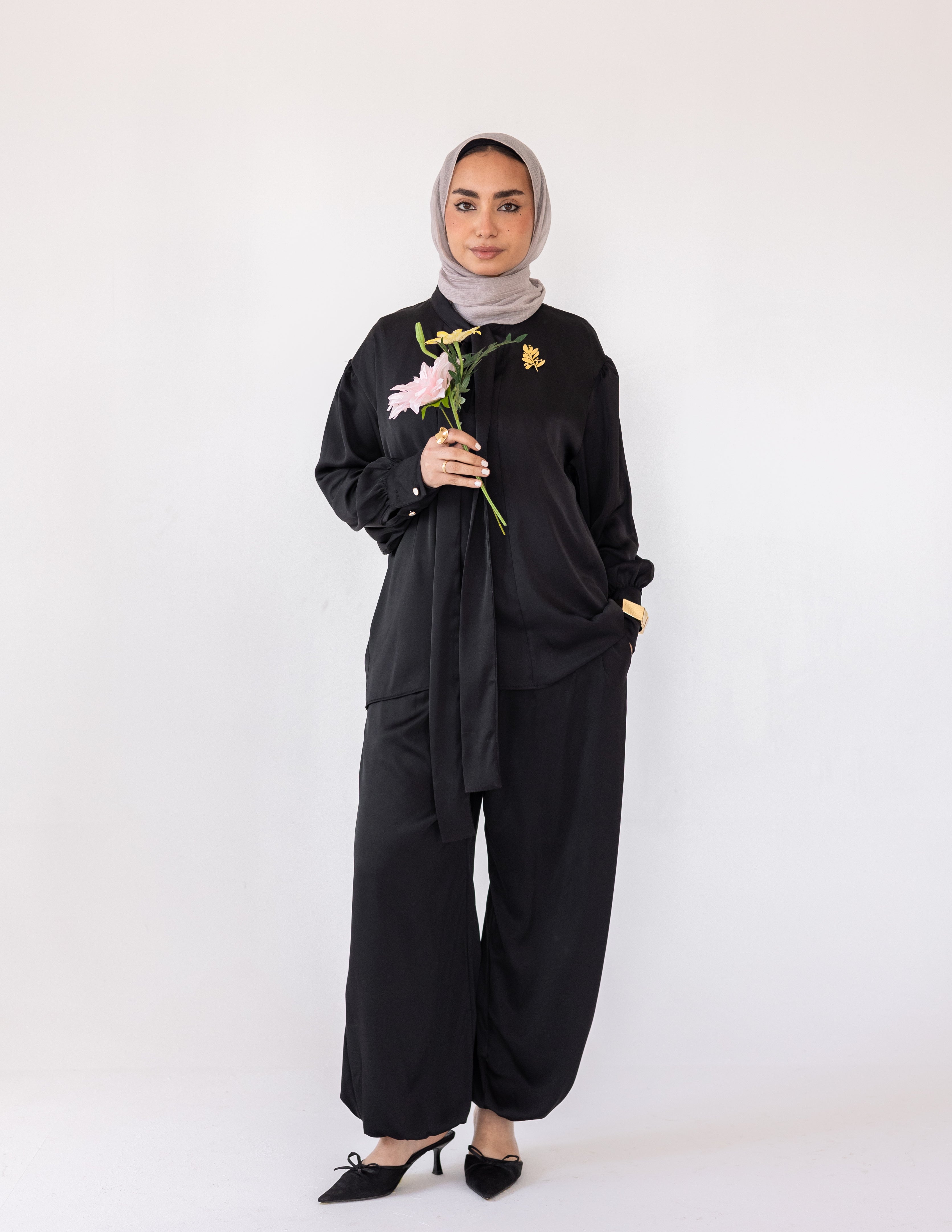 H⭐R　袴S&Msize Harem Satin Set — Black – Khadija Hijab Store