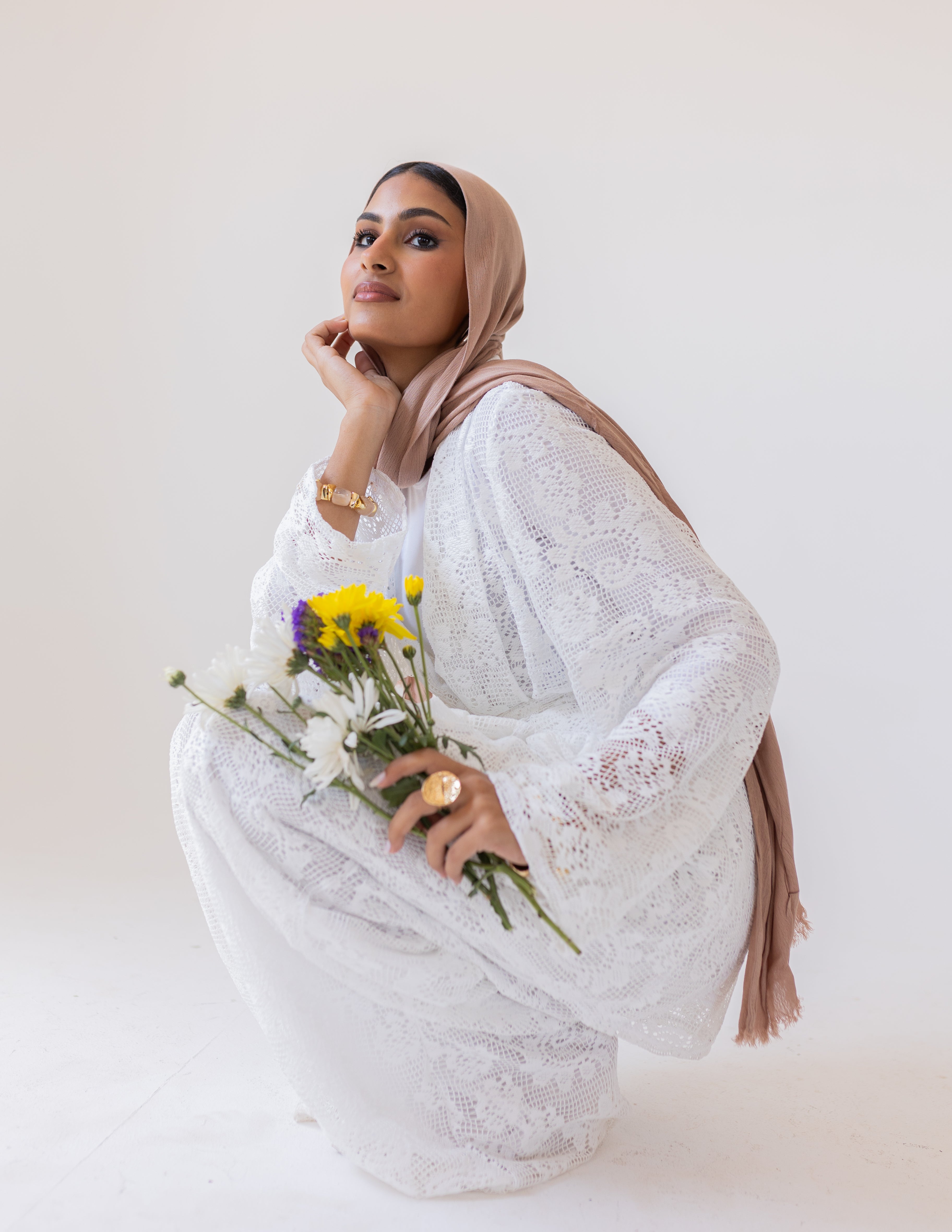Sunveil Lace Set — White