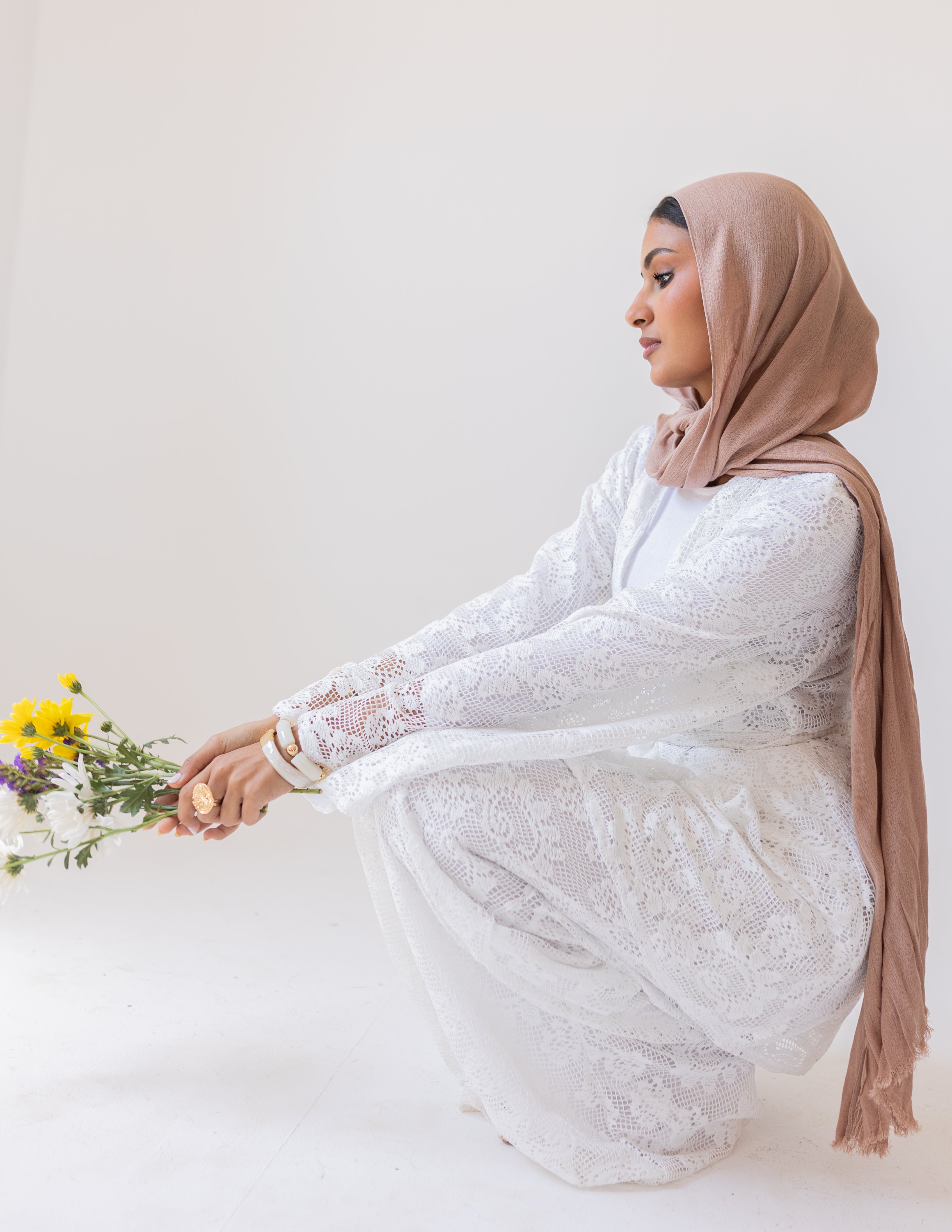 Sunveil Lace Set — White