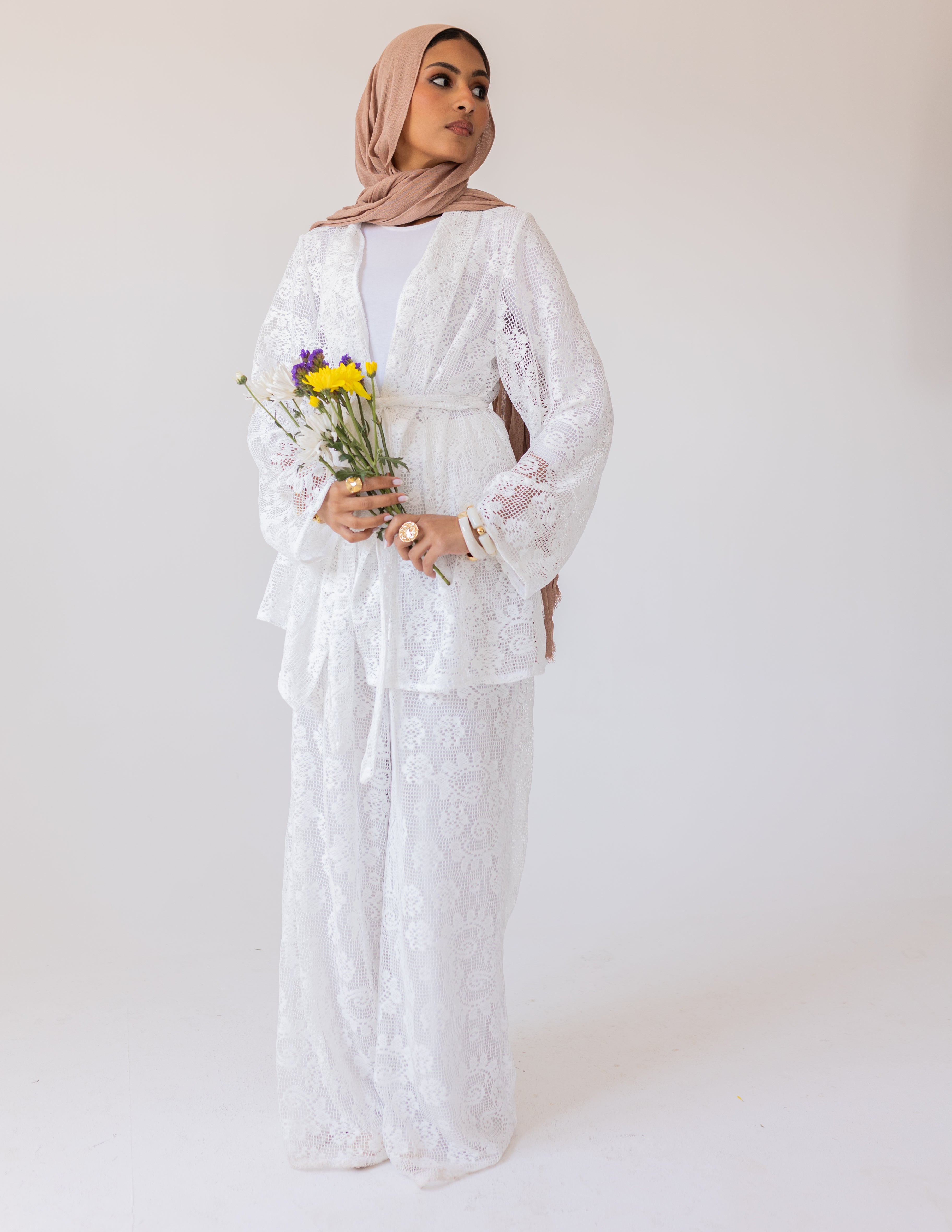 Sunveil Lace Set — White
